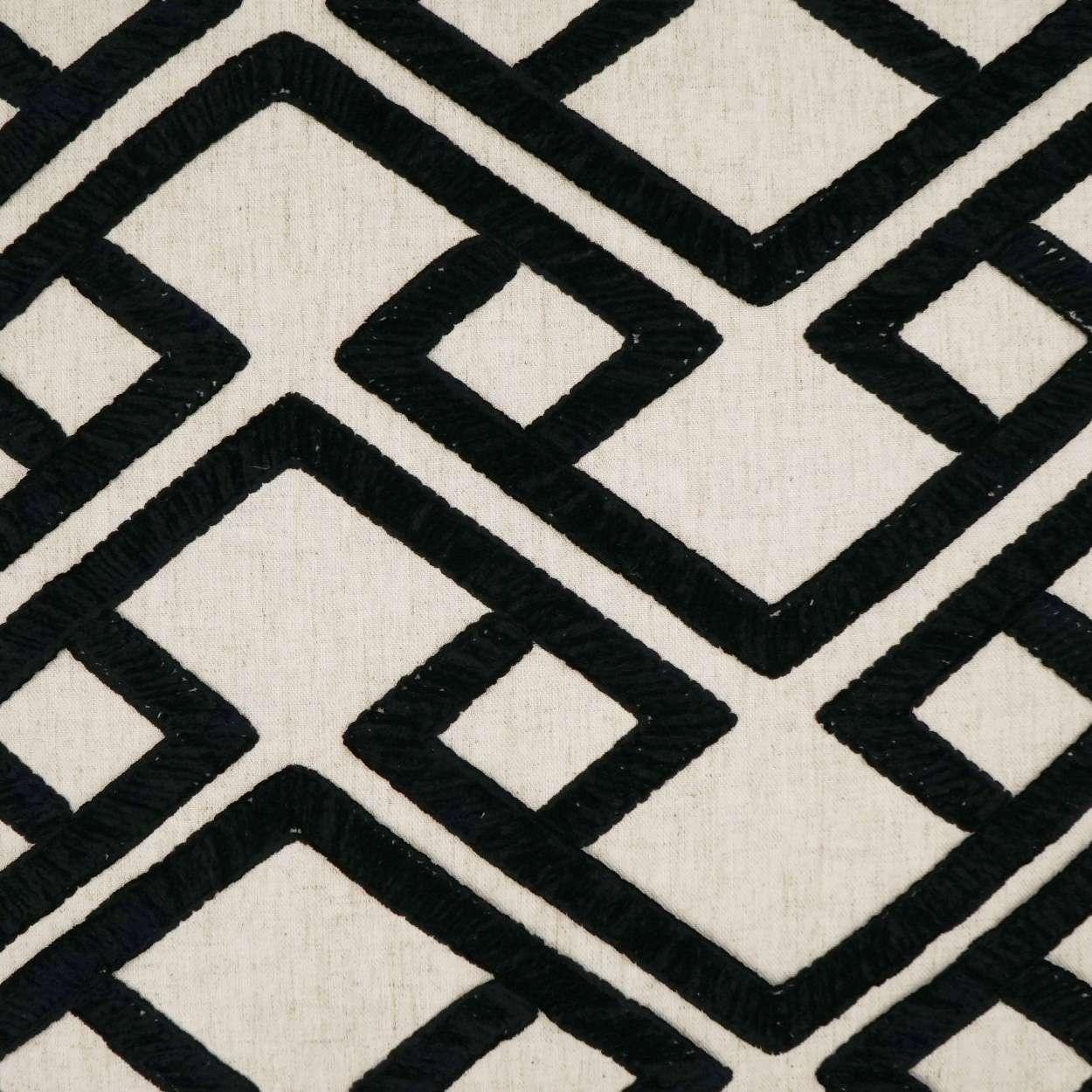 Accolade Pillow - Image 8