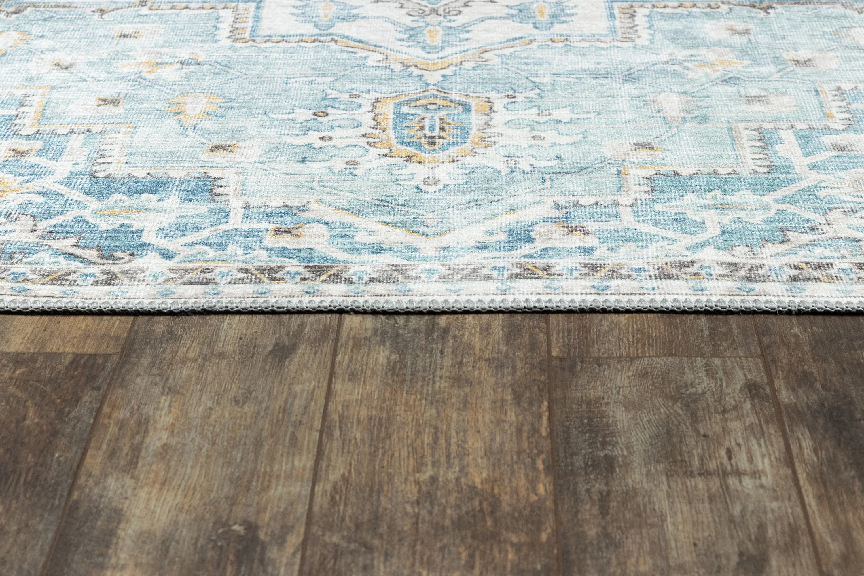 Afshar 32 Rug - Image 3