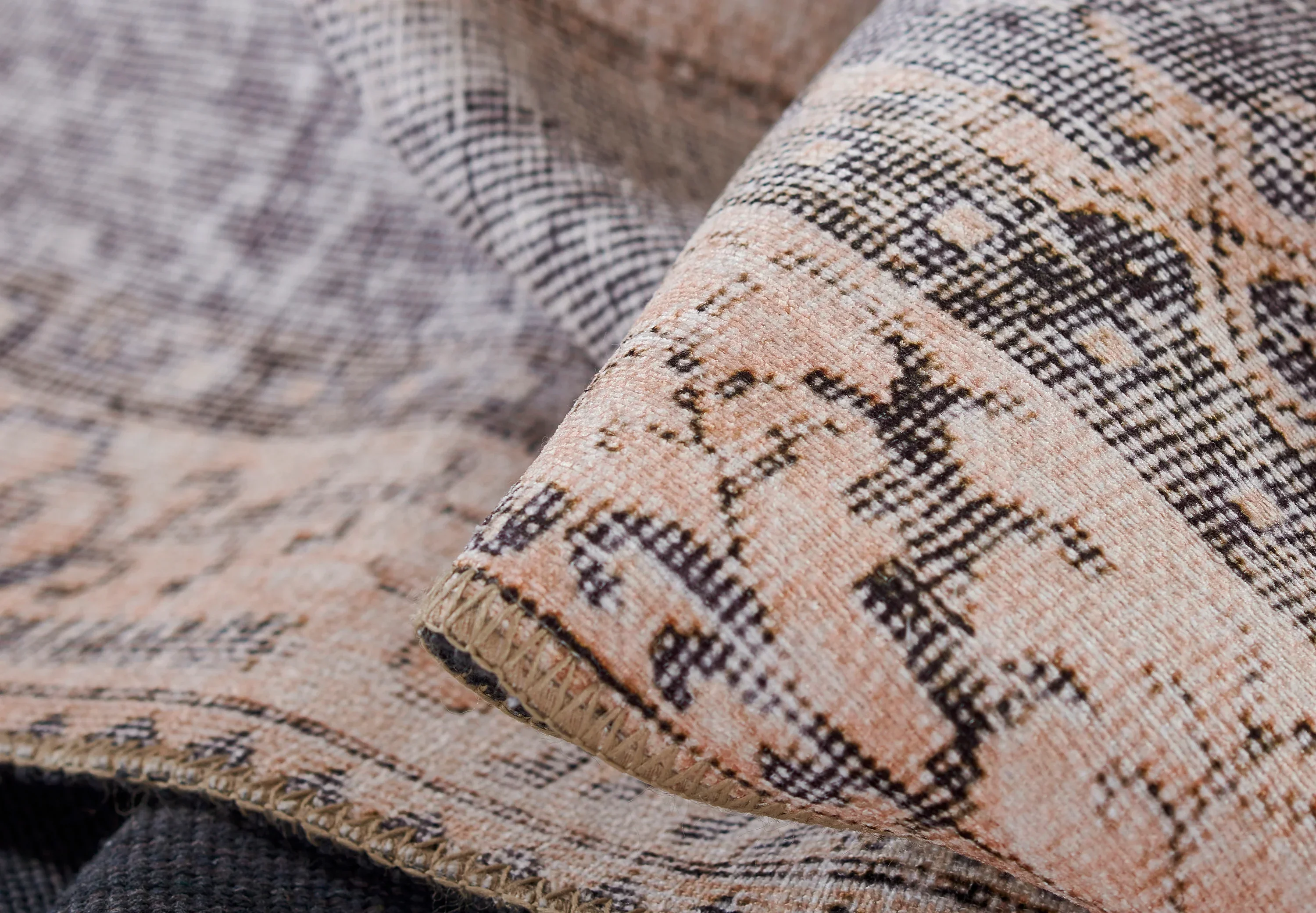 Afshar 35 Rug - Image 8