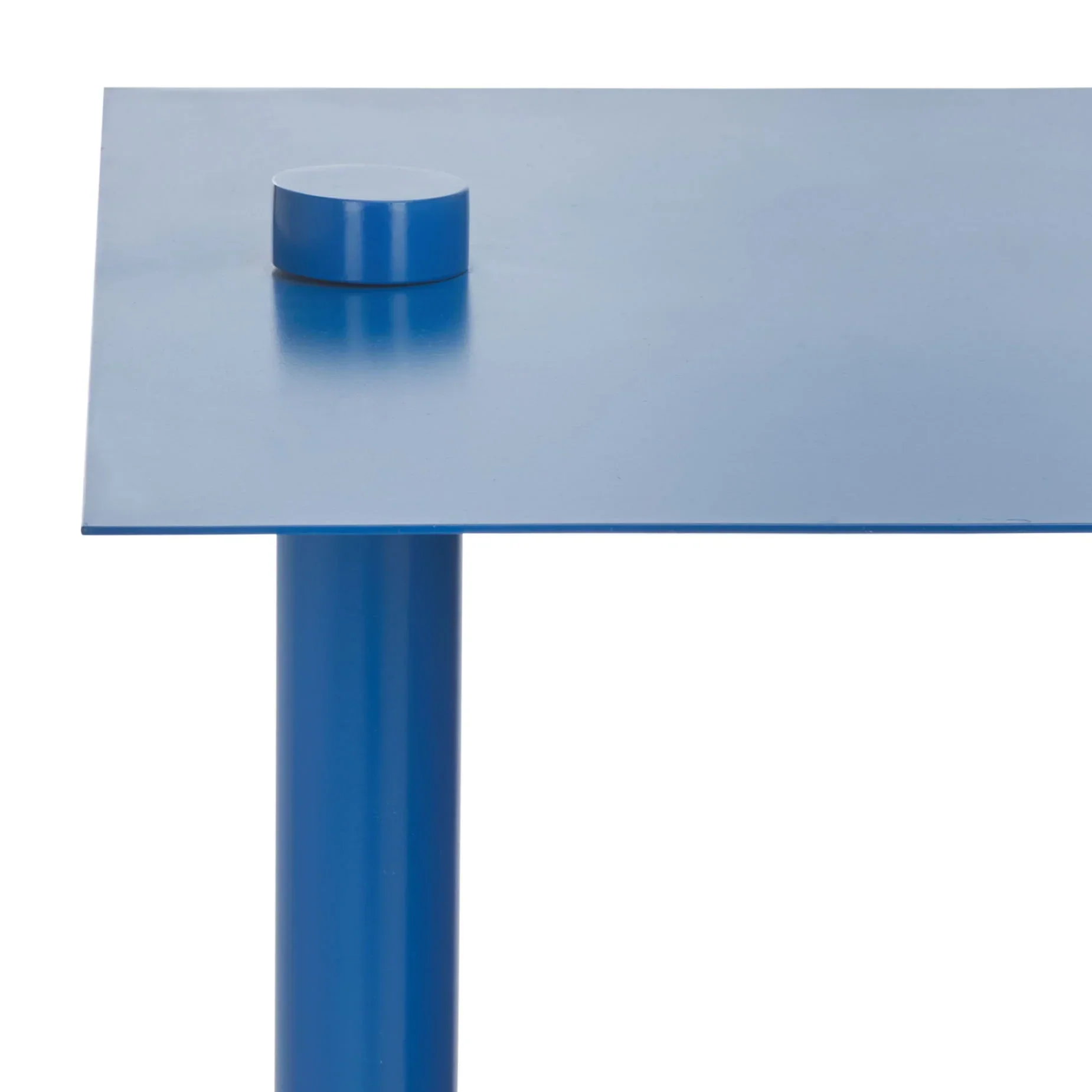 Aldwyn Metal Accent Table - Image 27