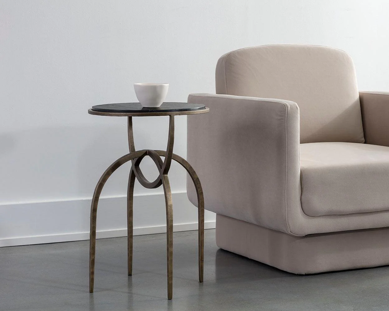 Alicent End Table - Image 2
