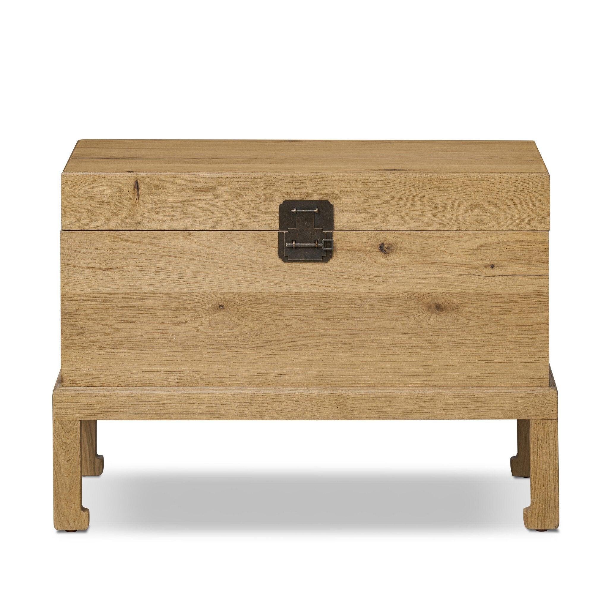 Alister Trunk - Image 3