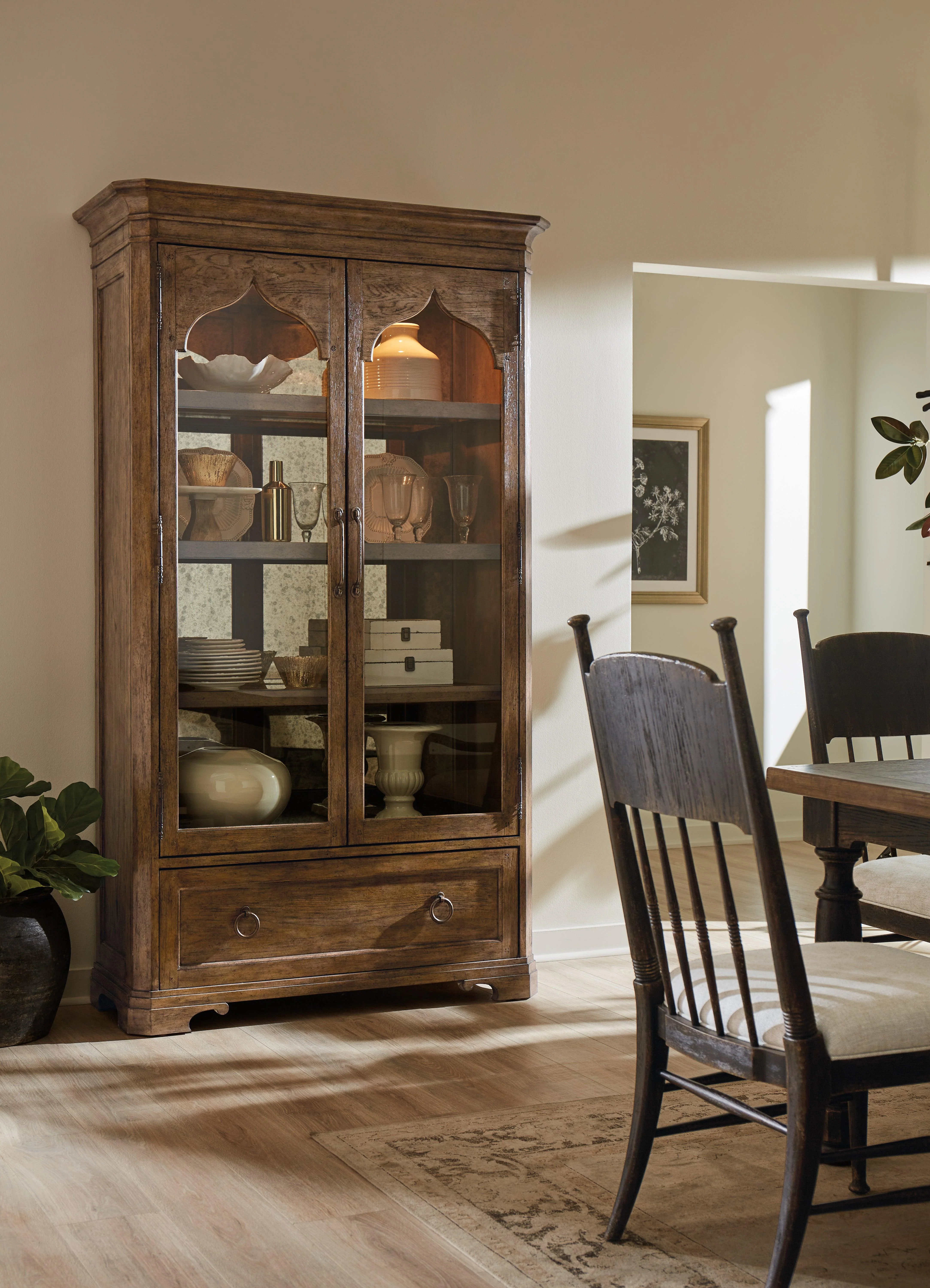 Americana Display Cabinet - Image 3