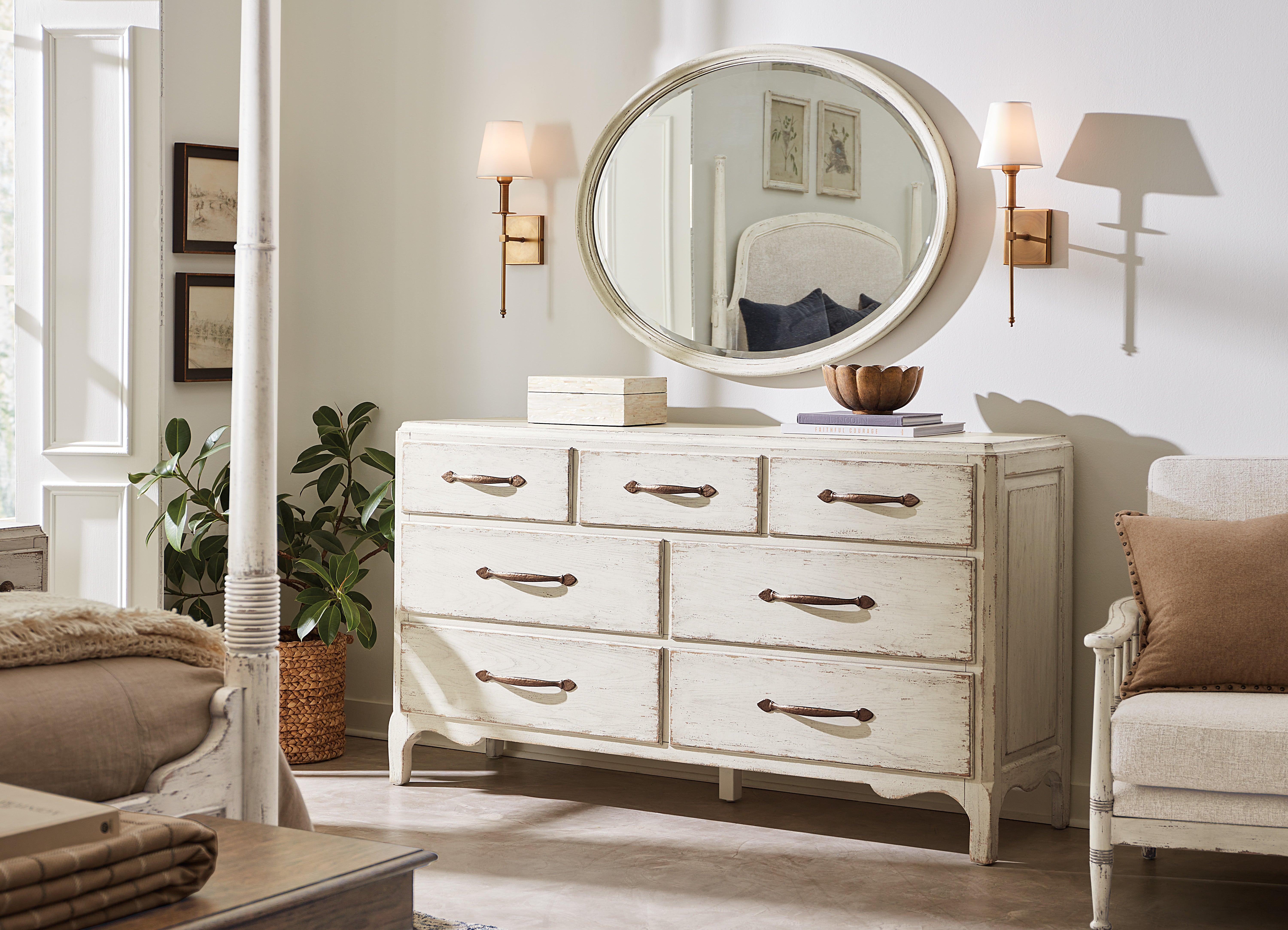 Americana Dresser 2 - Daisy - Image 4