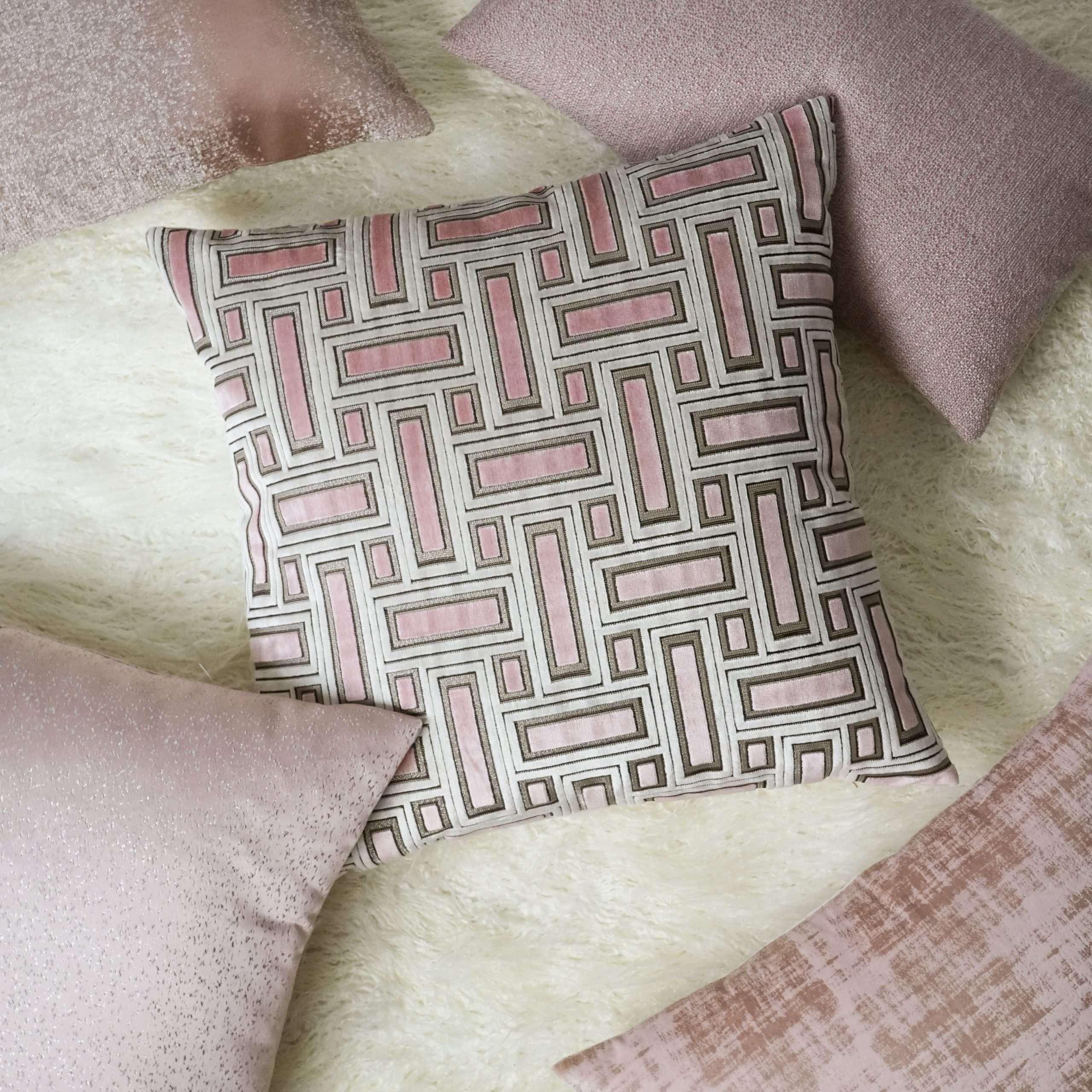 Brix Pillow - Image 4