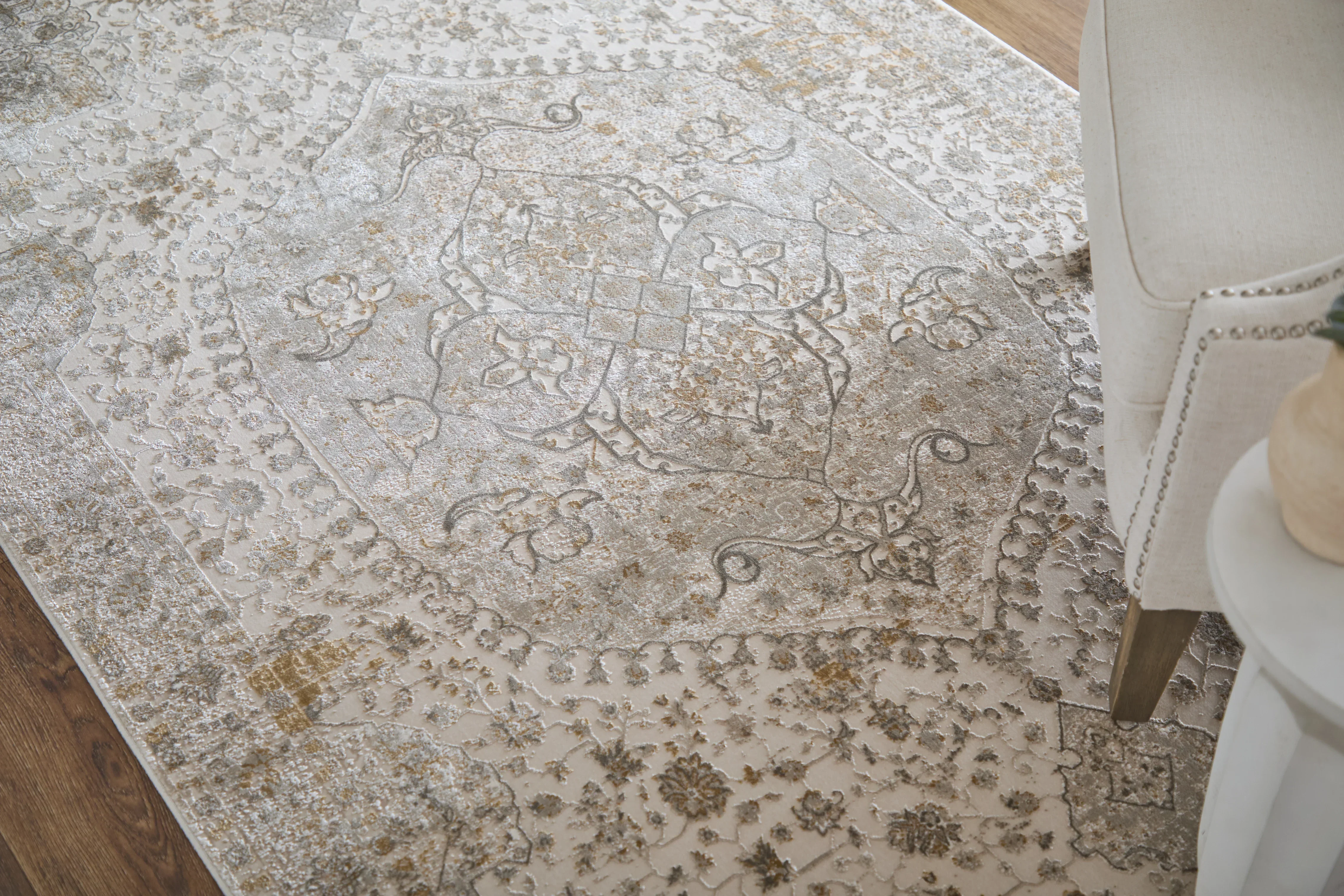 Cadiz Traditional Medallion - Image 2