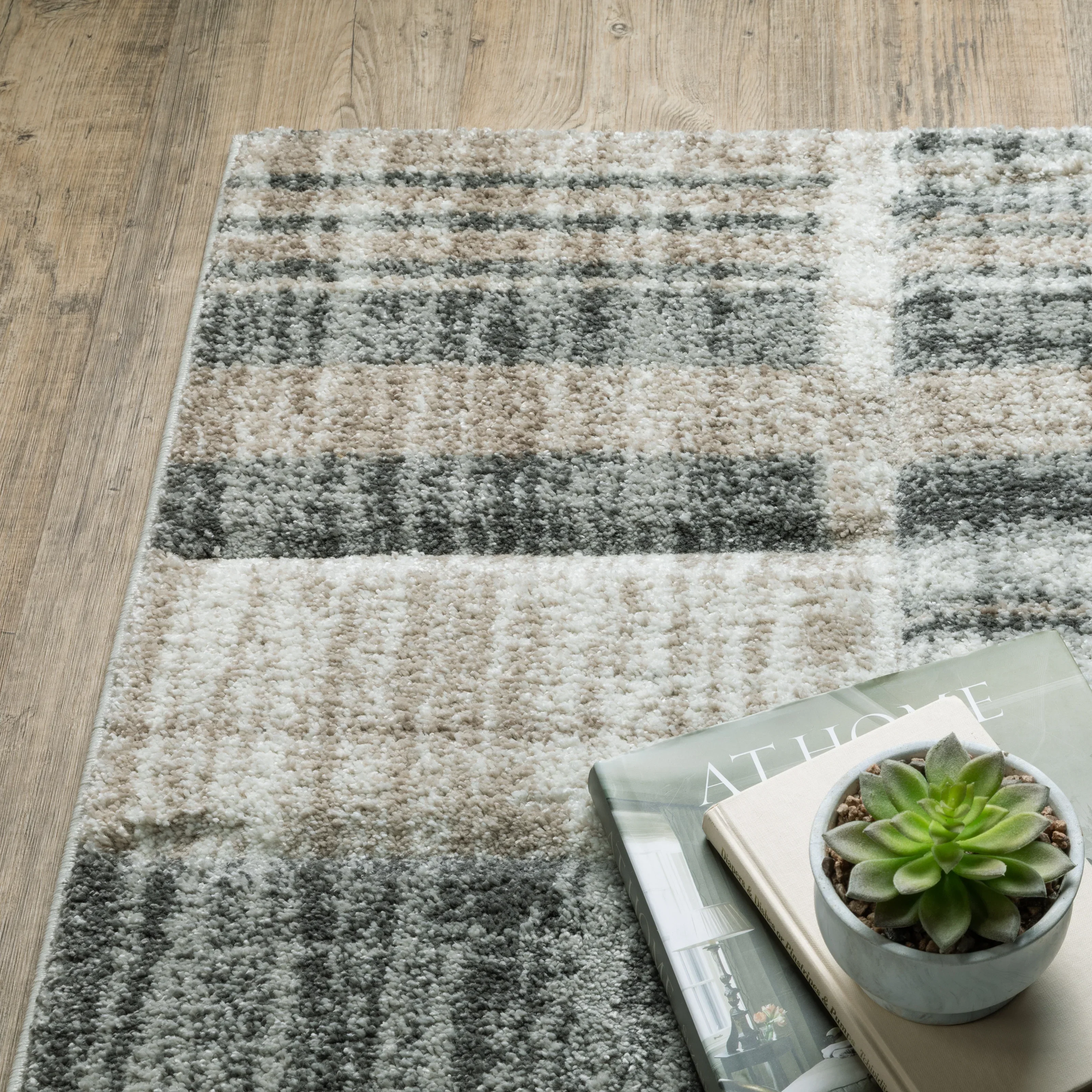 Cambria 055X2 - Image 5