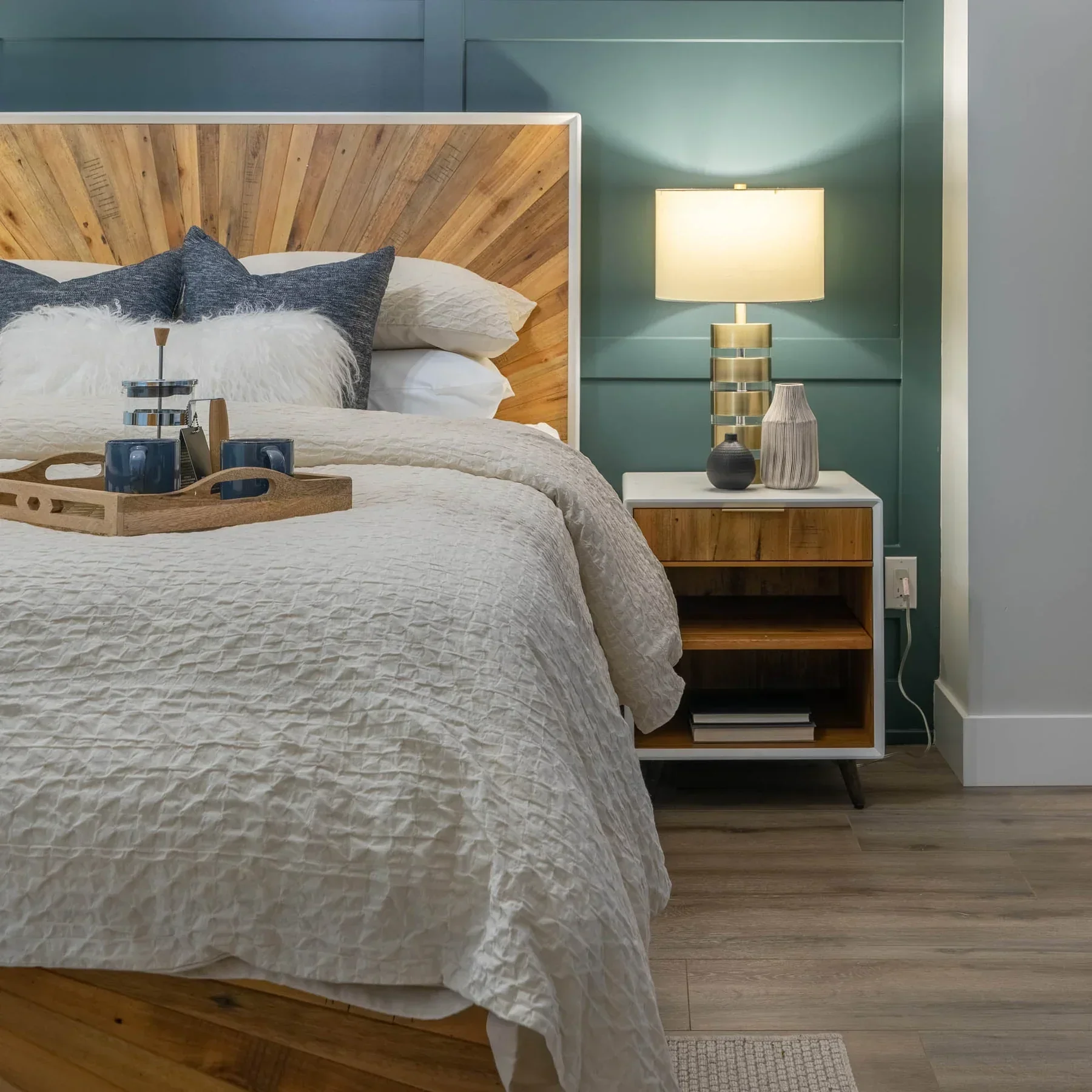 Casablanca Nightstand - Image 2