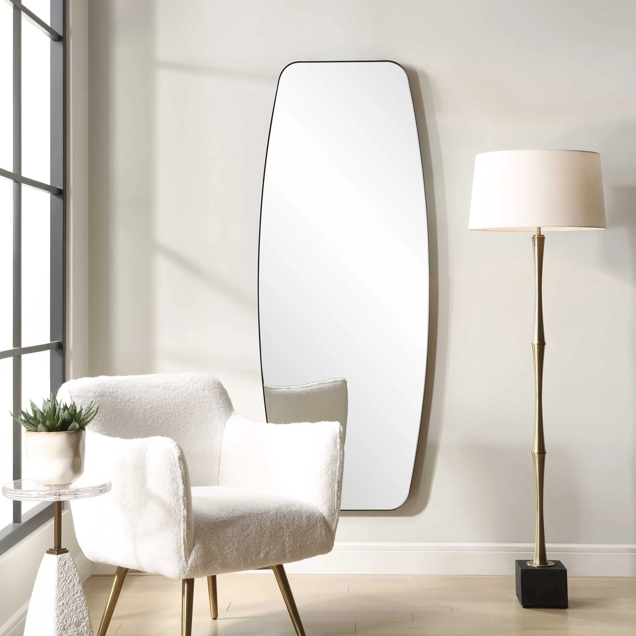 Caspian Curved Black Dressing Mirror - Image 3