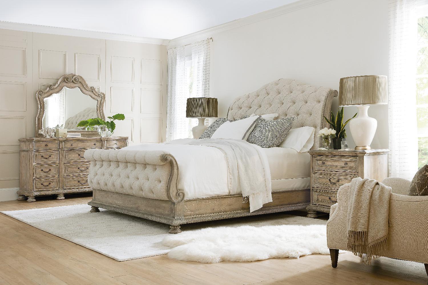 Castella Tufted Bed - Image 5