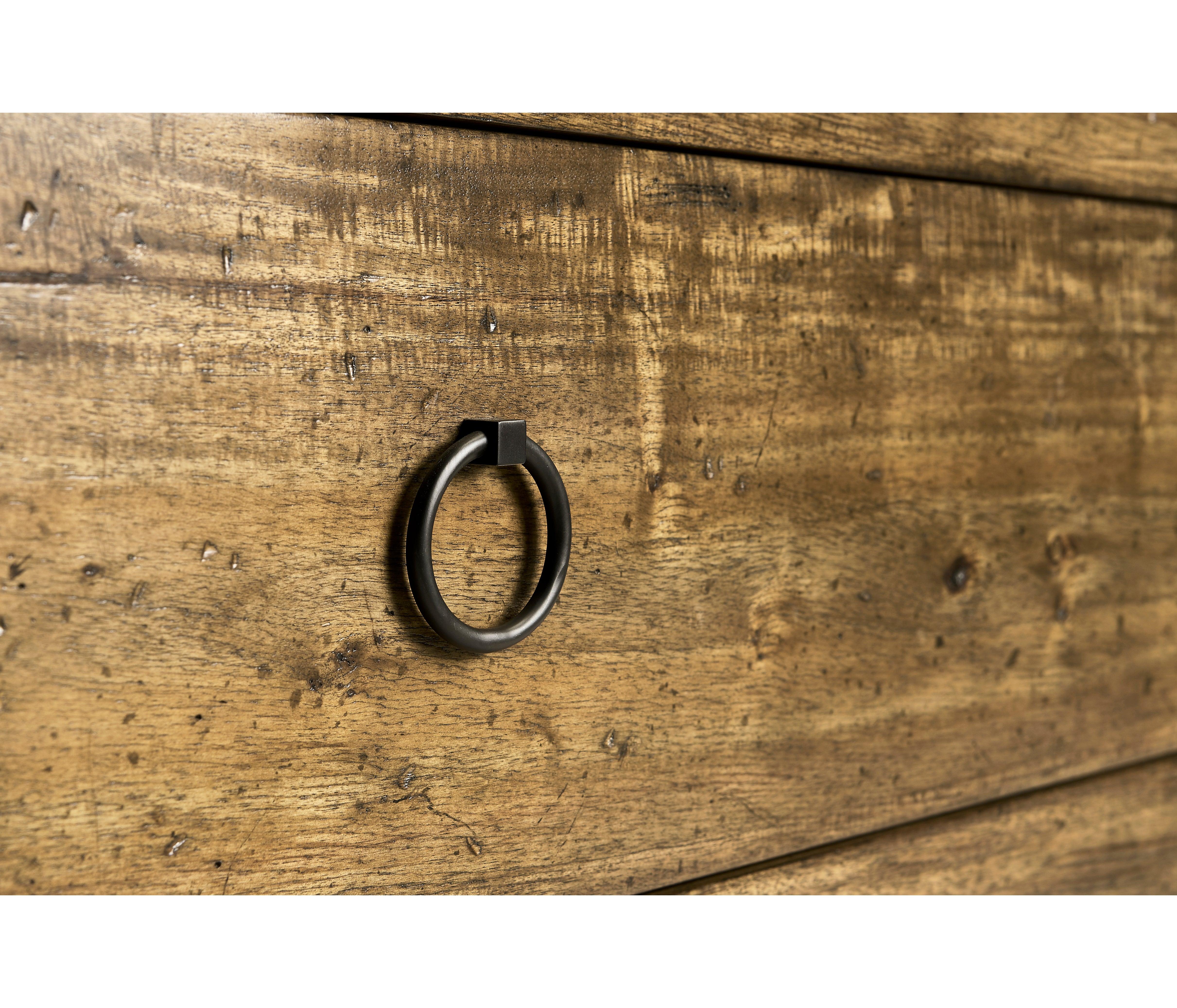 Casual Accents Medium Chest of Drawers - Image 7