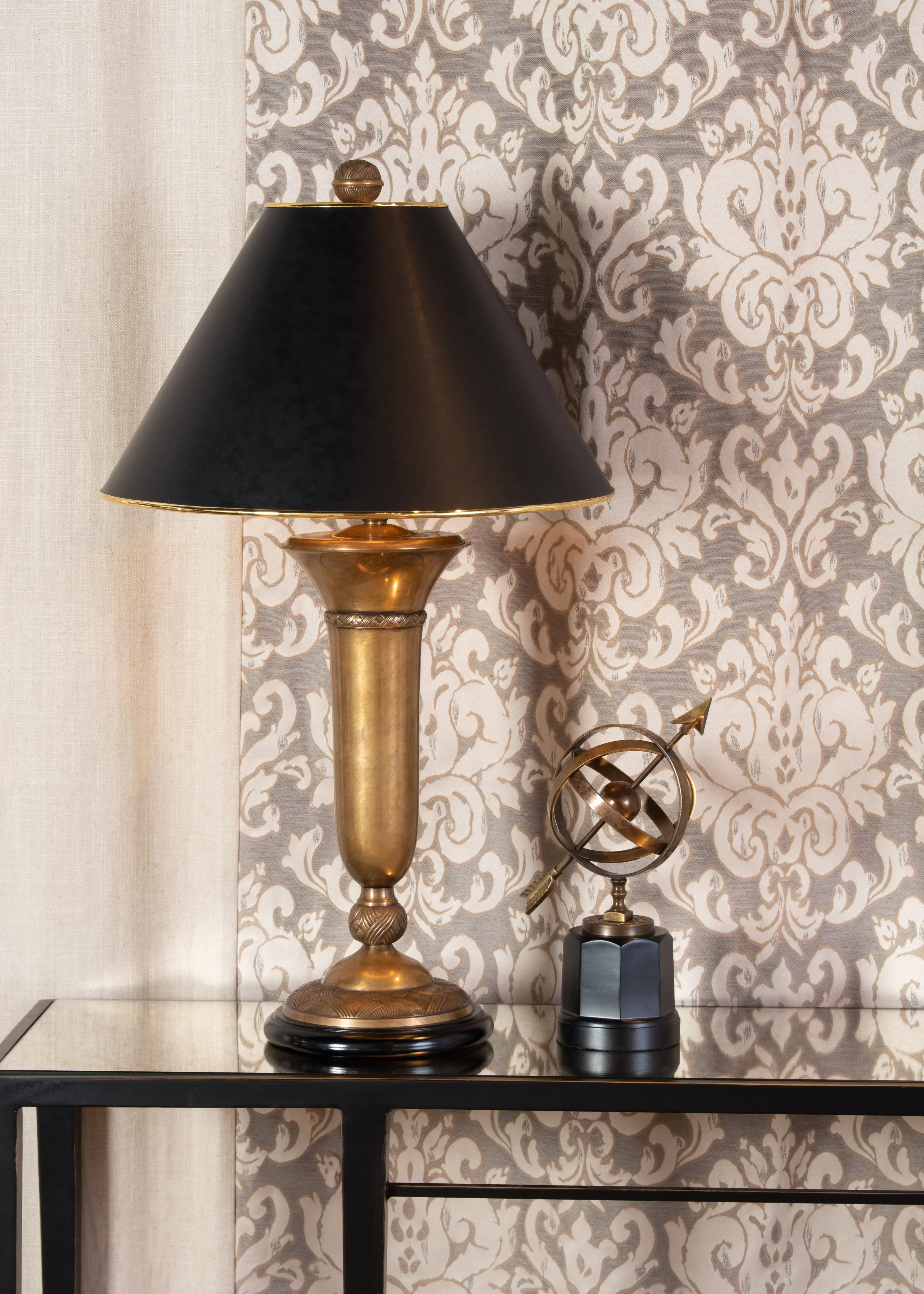 Cedric Lamp - Image 2