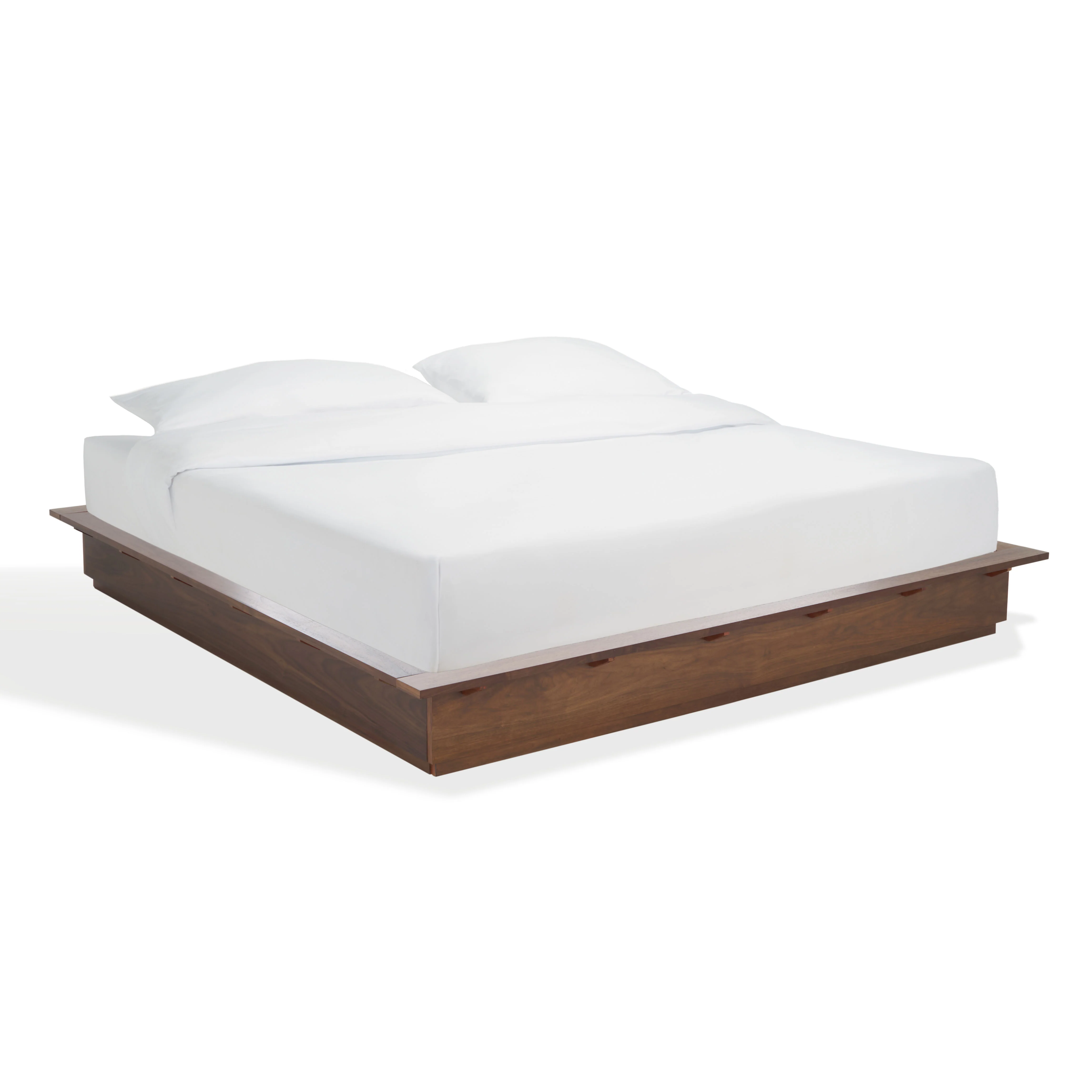 Celesia Wood Queen Bed Frame - Image 16
