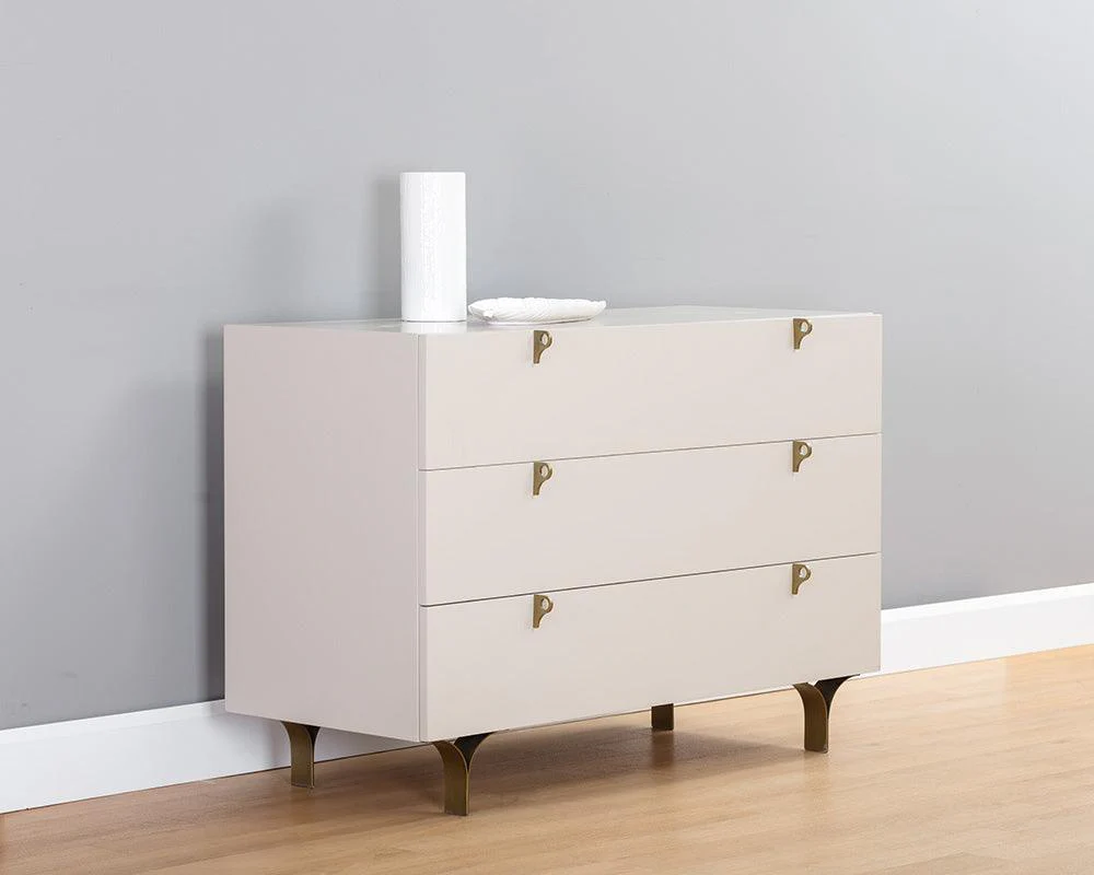 Celine Dresser - Image 5