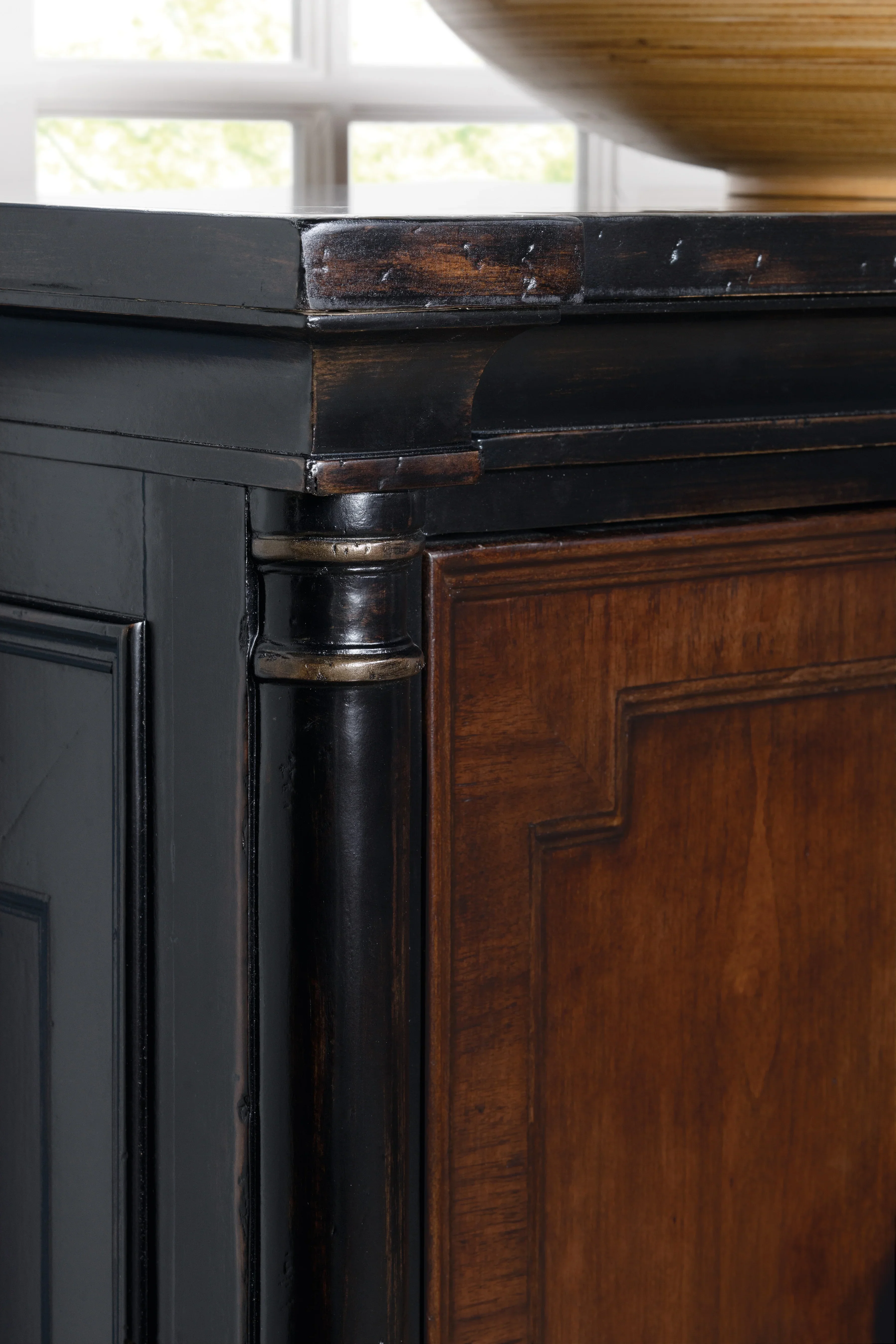 Charleston Entertainment Console - Image 5
