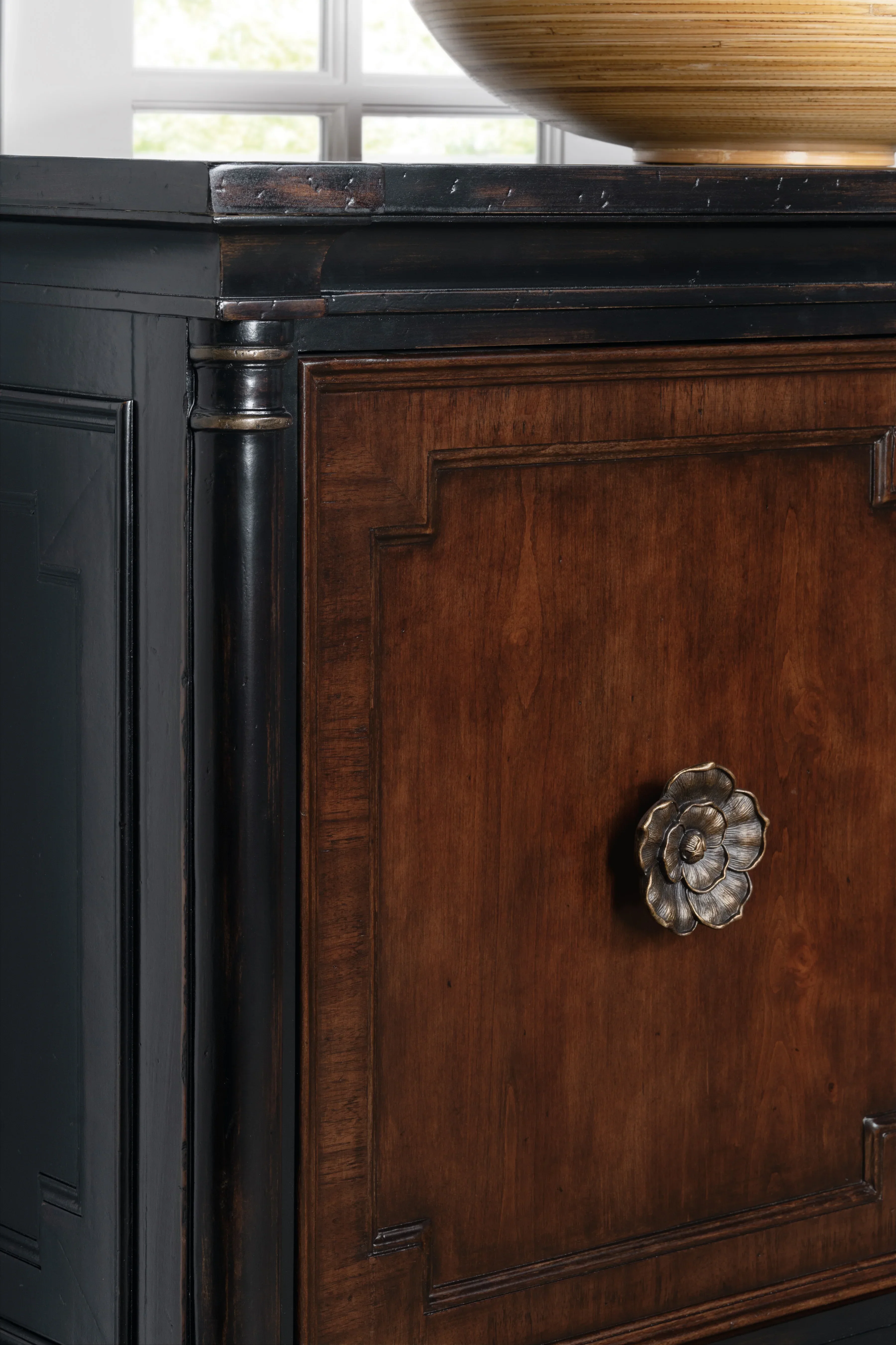 Charleston Entertainment Console - Image 6