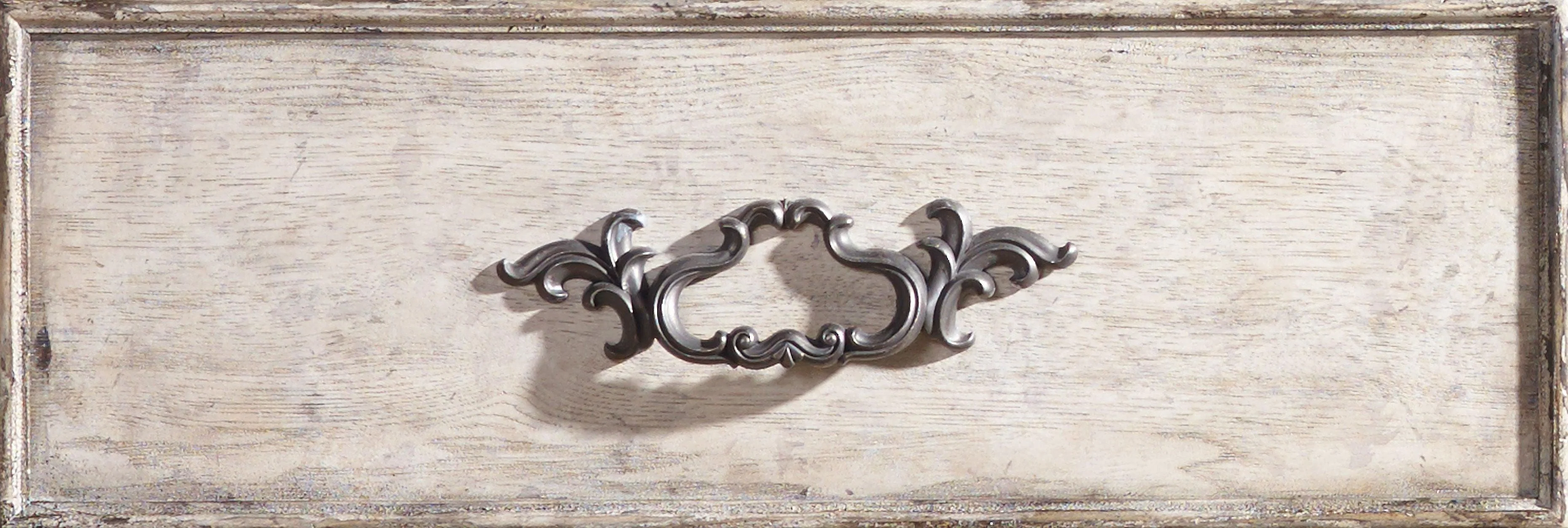 Chatelet Dresser - Image 4