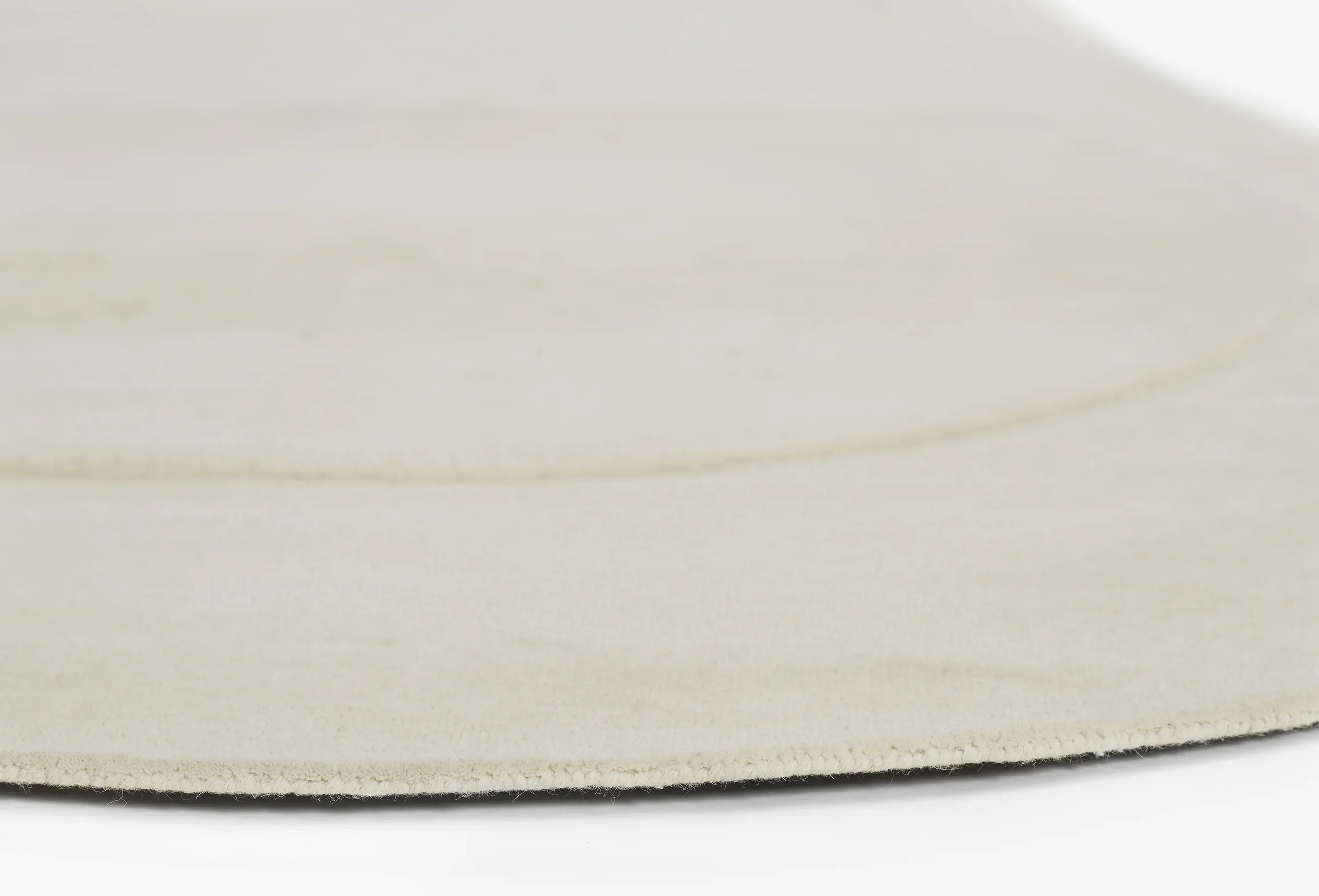 Claude 1 Rug - Image 4