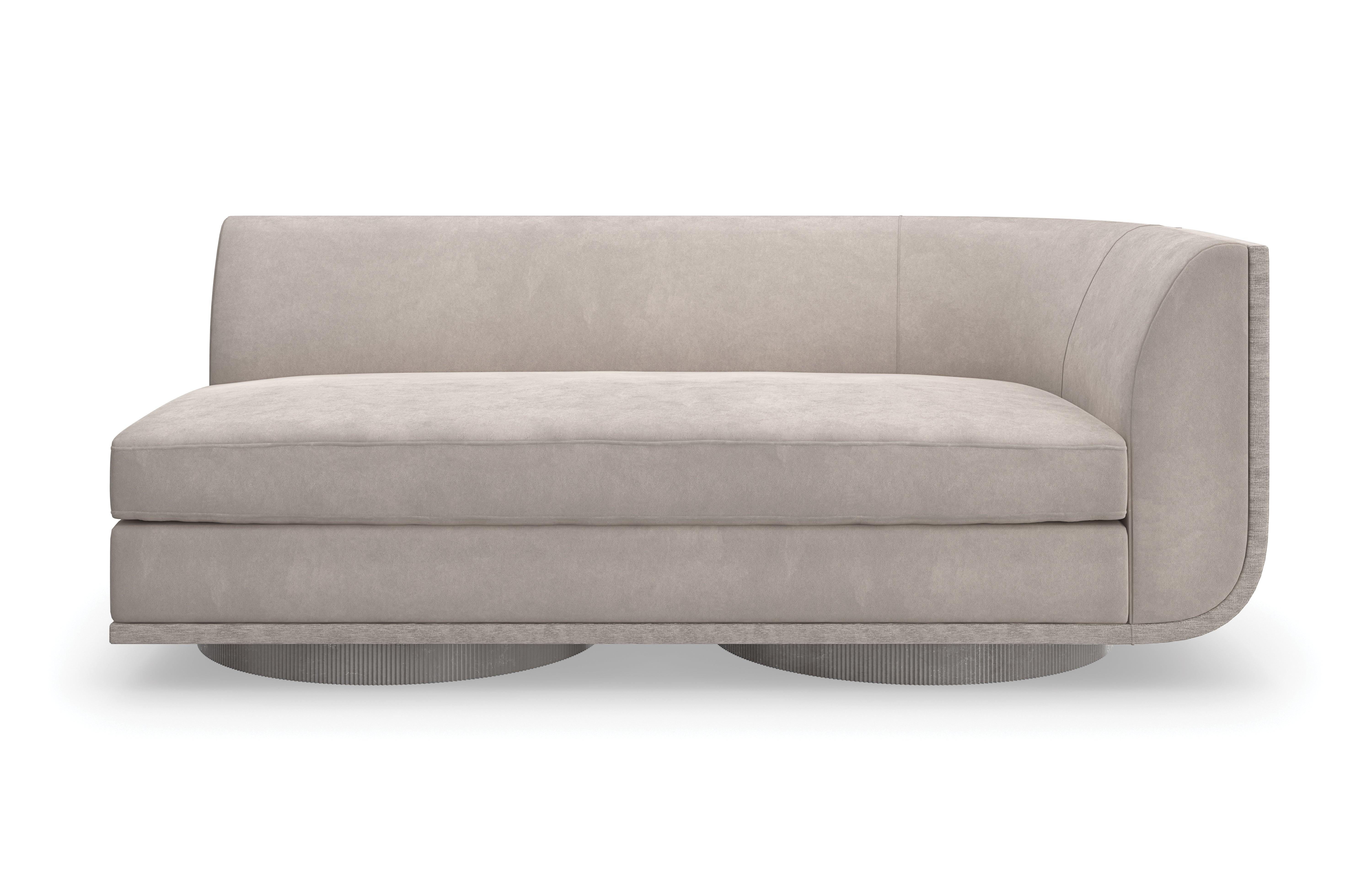 Clipper RAF Sofa - Image 2