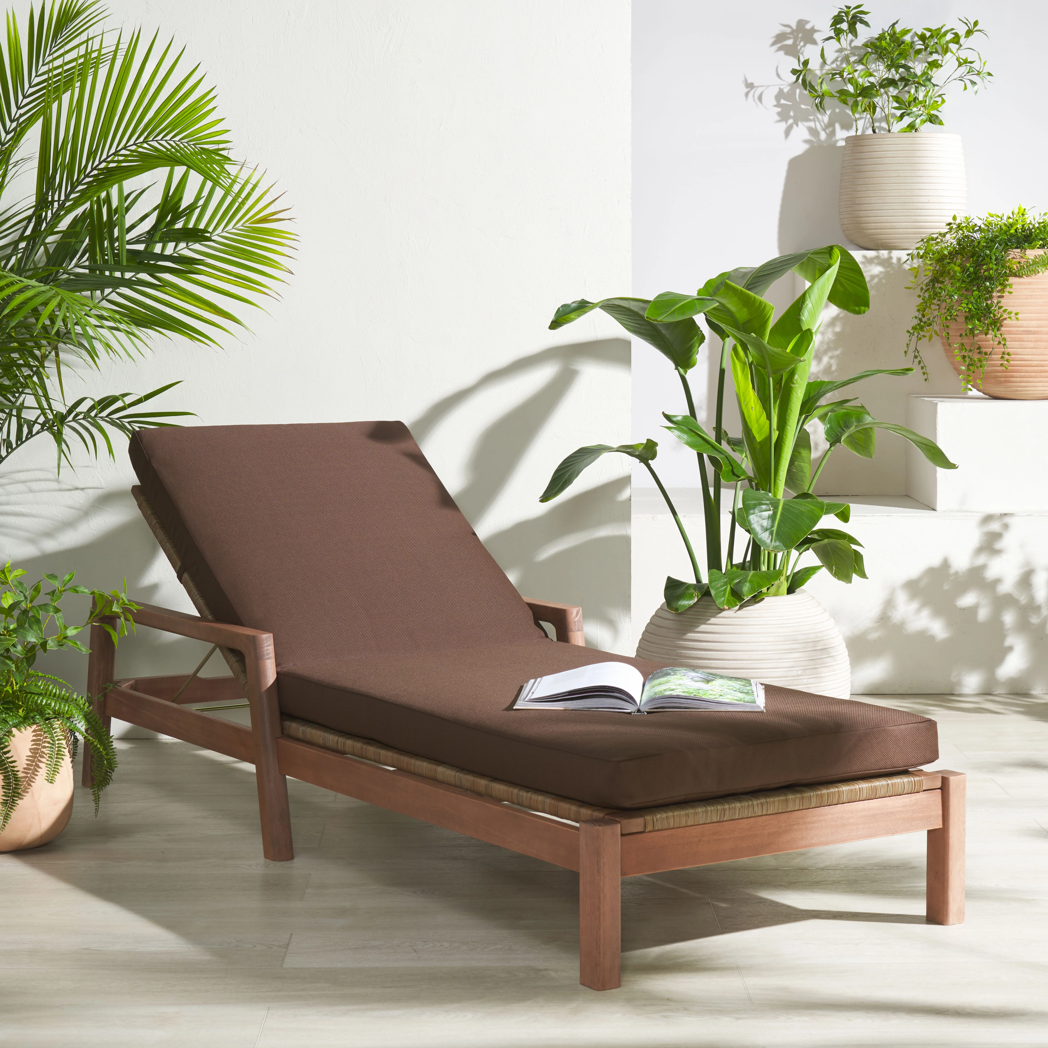 Donnamaria Wicker Sun Lounger - Image 26