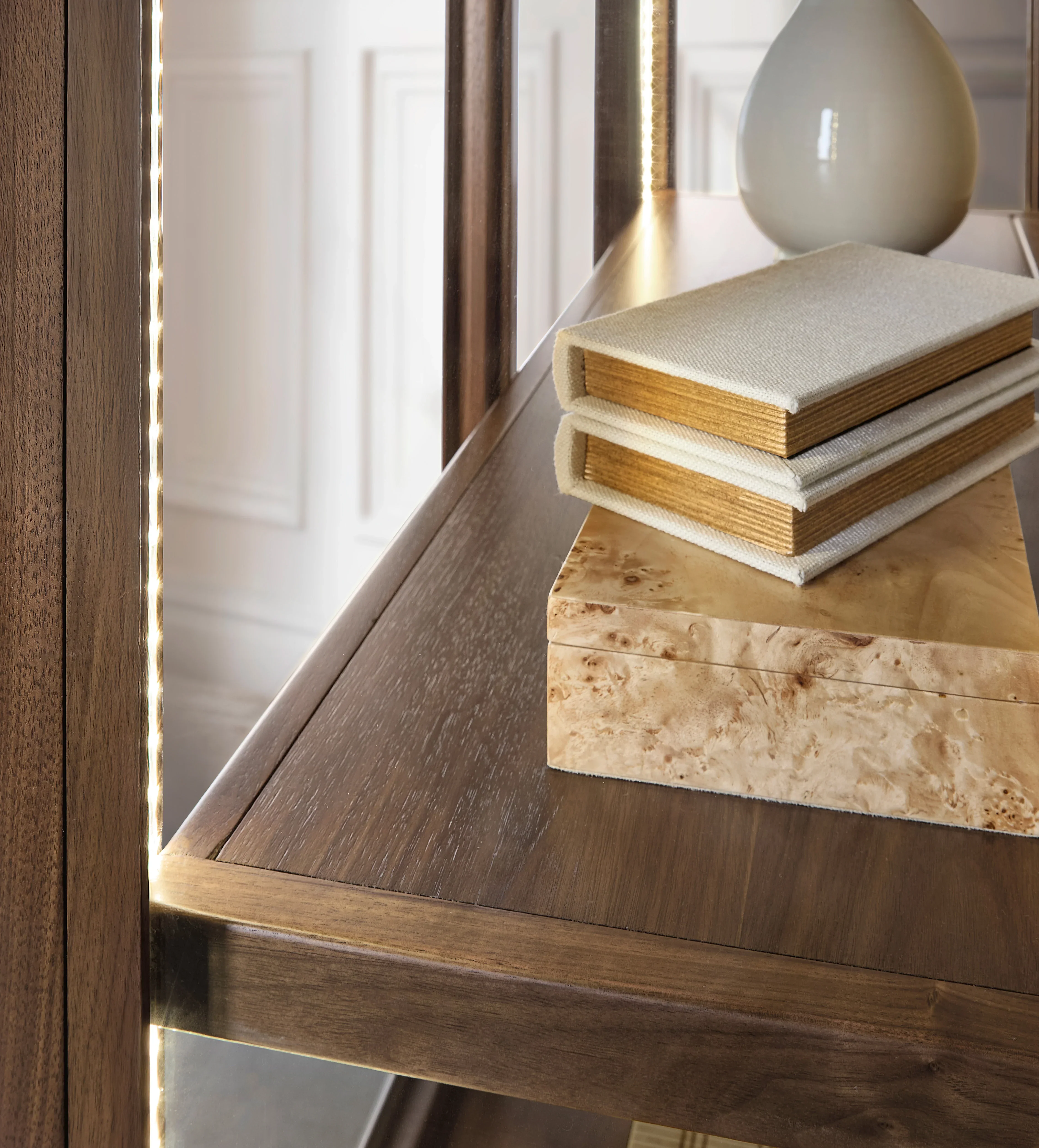 Eleana Display Cabinet - Image 6