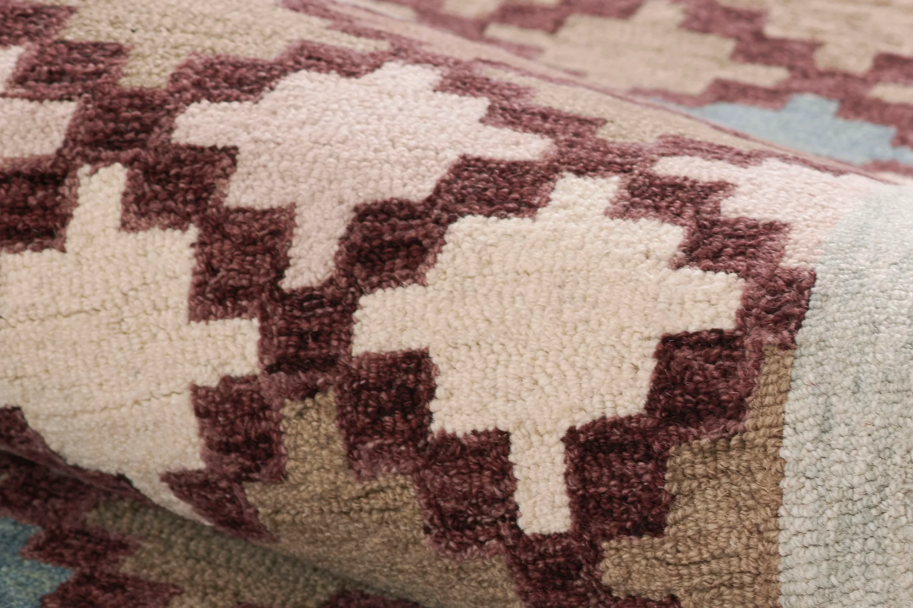 Abbott Diamond Trellis Rug - Image 14