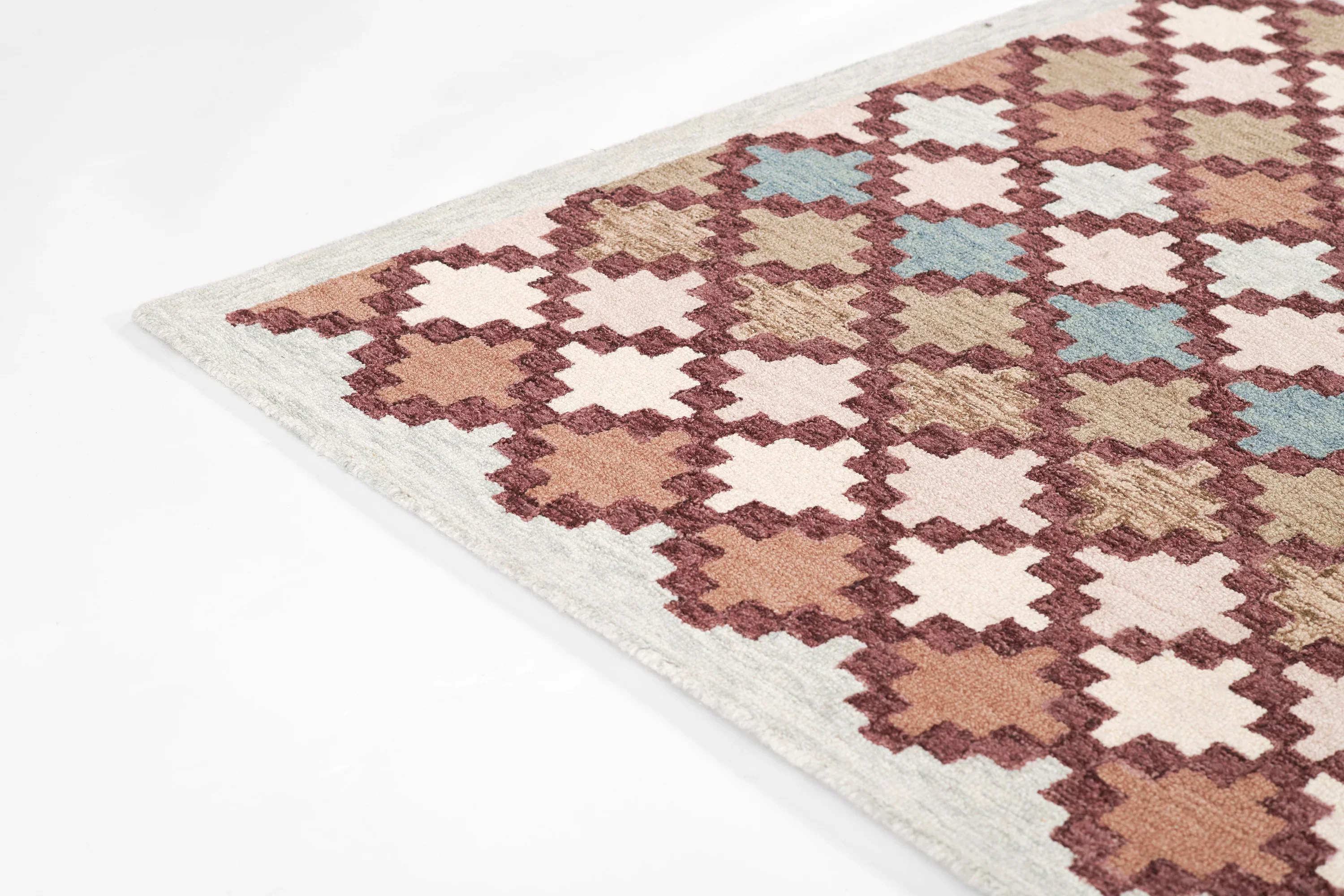 Abbott Diamond Trellis Rug - Image 17