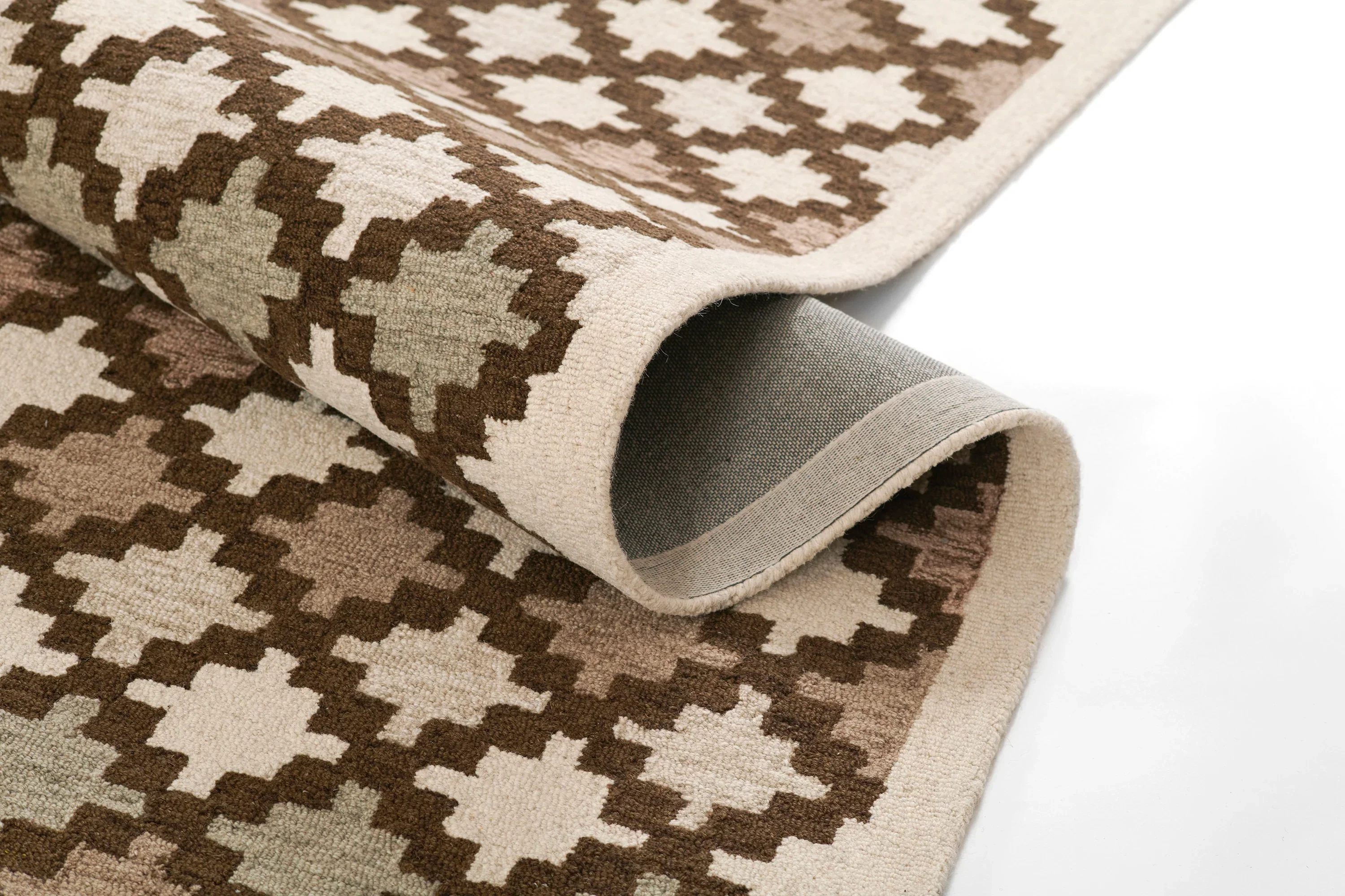Abbott Diamond Trellis Rug - Image 31