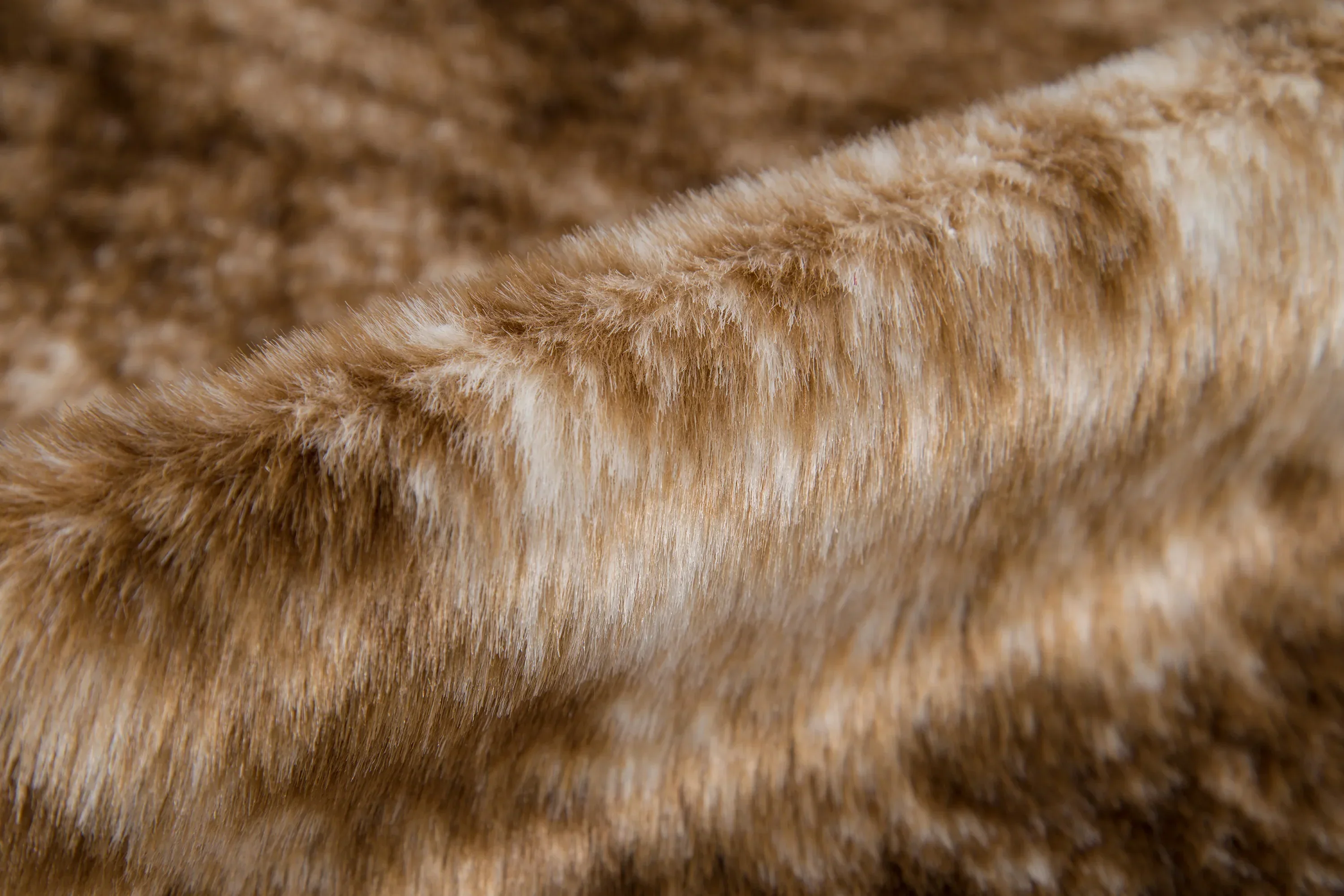 Acadia Brindle Rug - Image 4