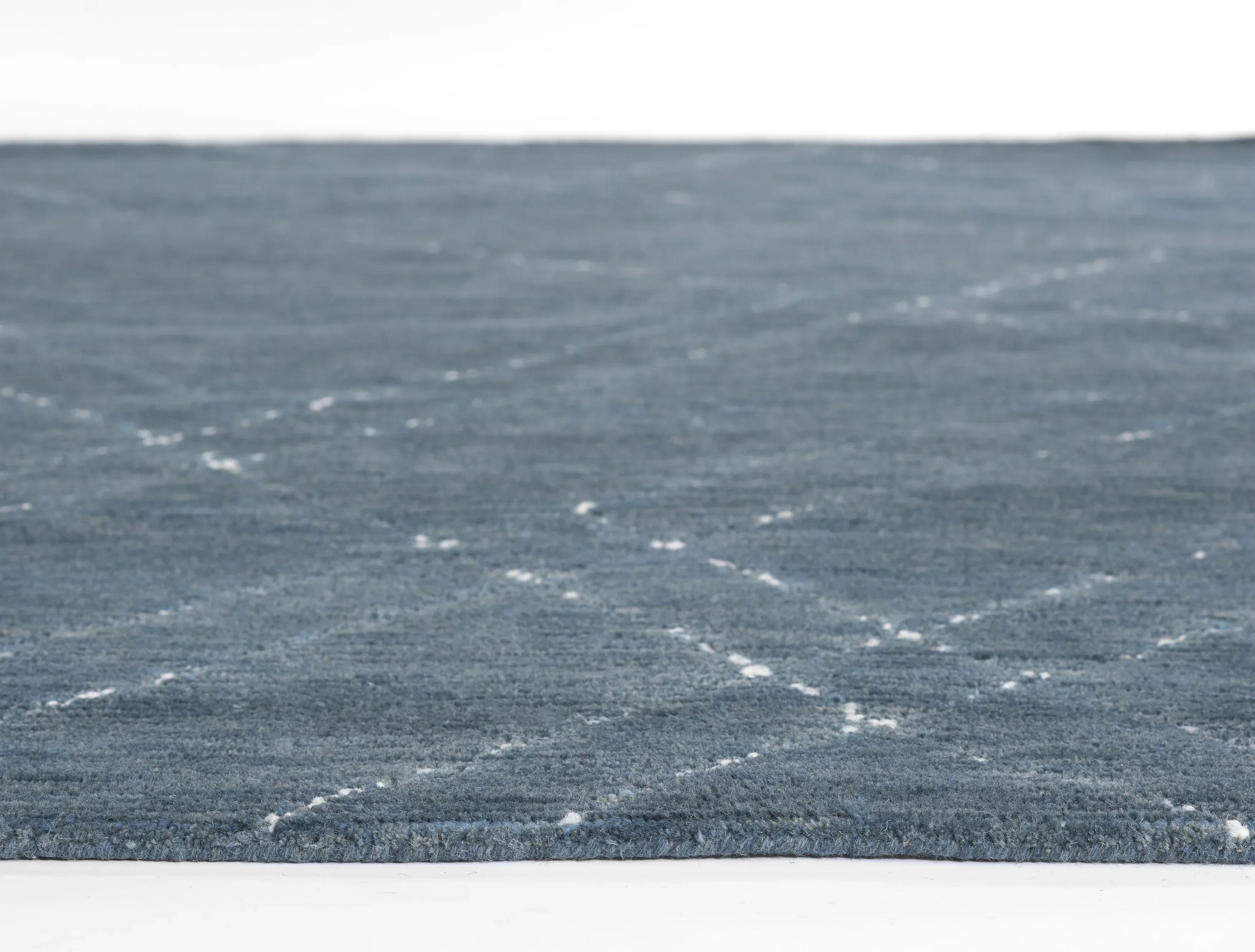 Everett 4 Rug - Image 7