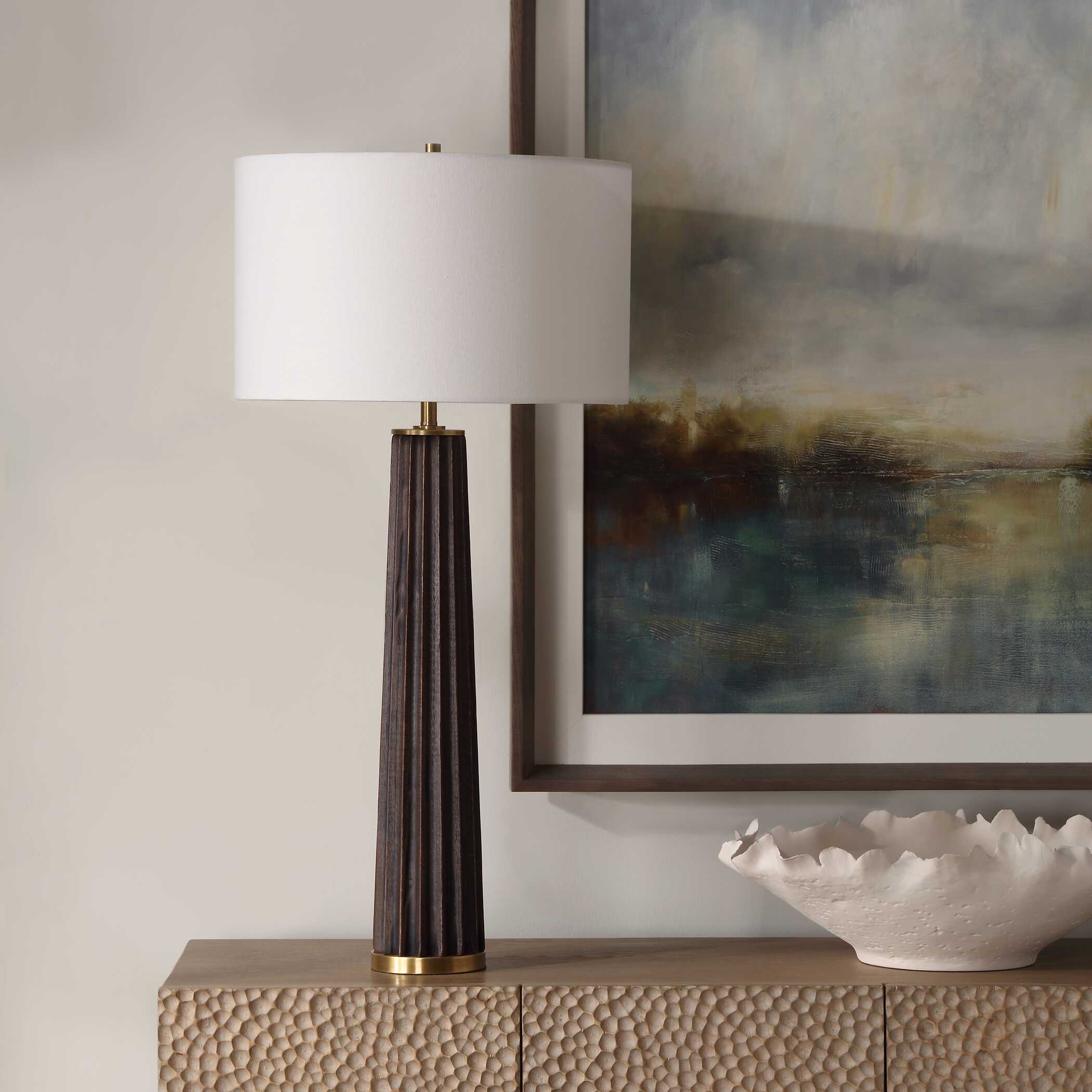 Forage Dark Scalloped Table Lamp - Image 3