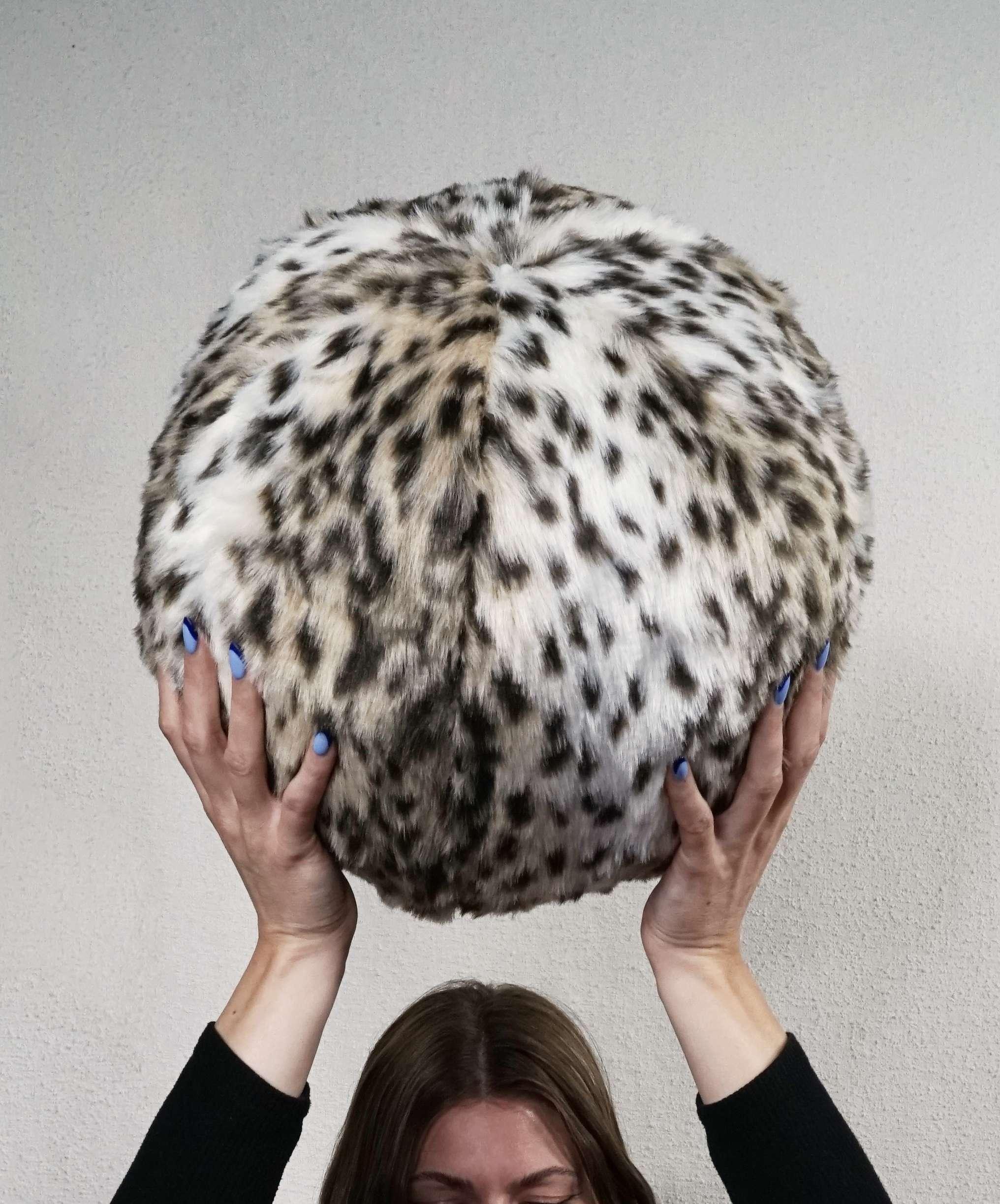 Fur Ball Pillow - Image 5