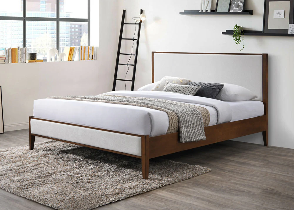 Giuliano Wood Frame King Bed - Image 5