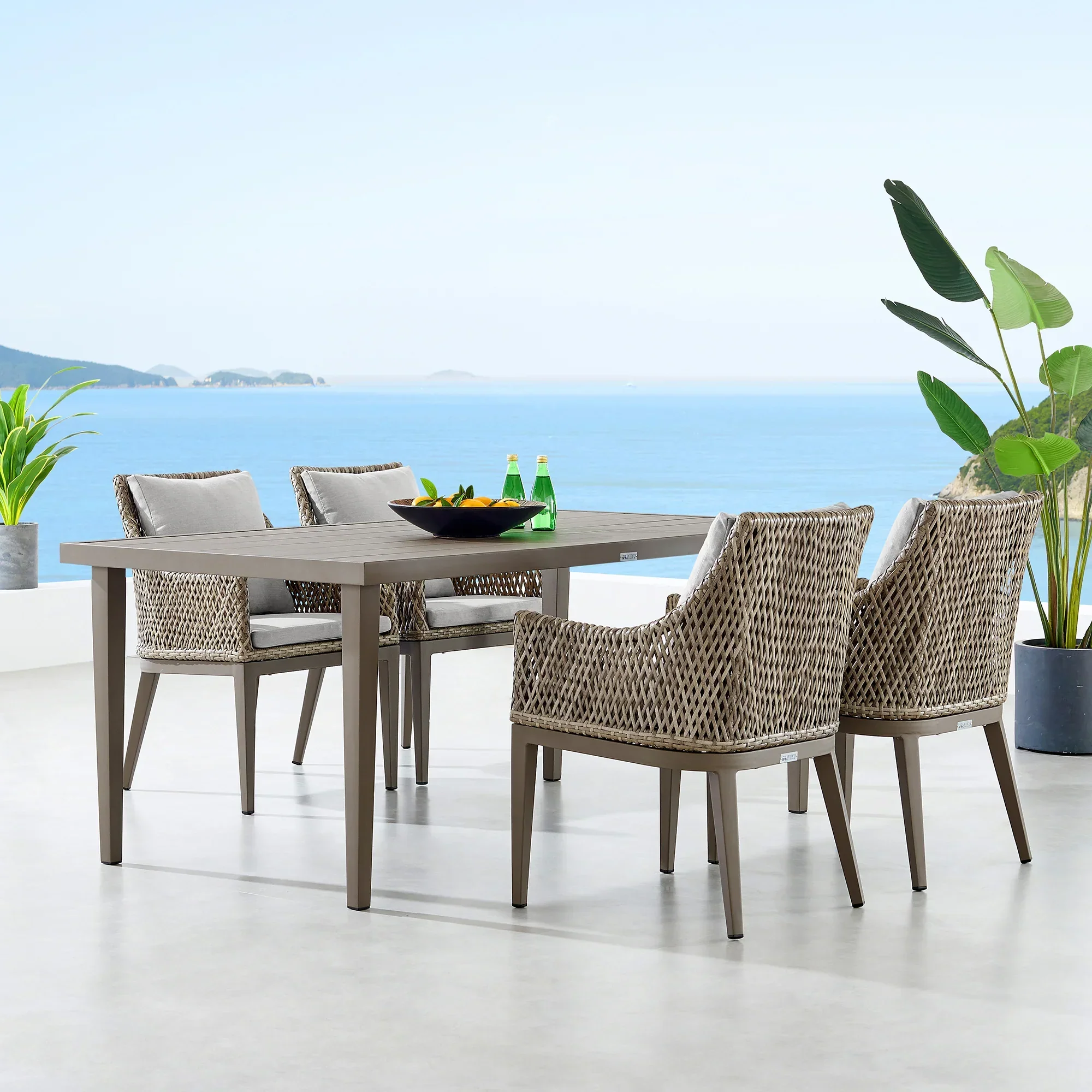 Grenada 5 Piece Outdoor Dining Set - Image 2