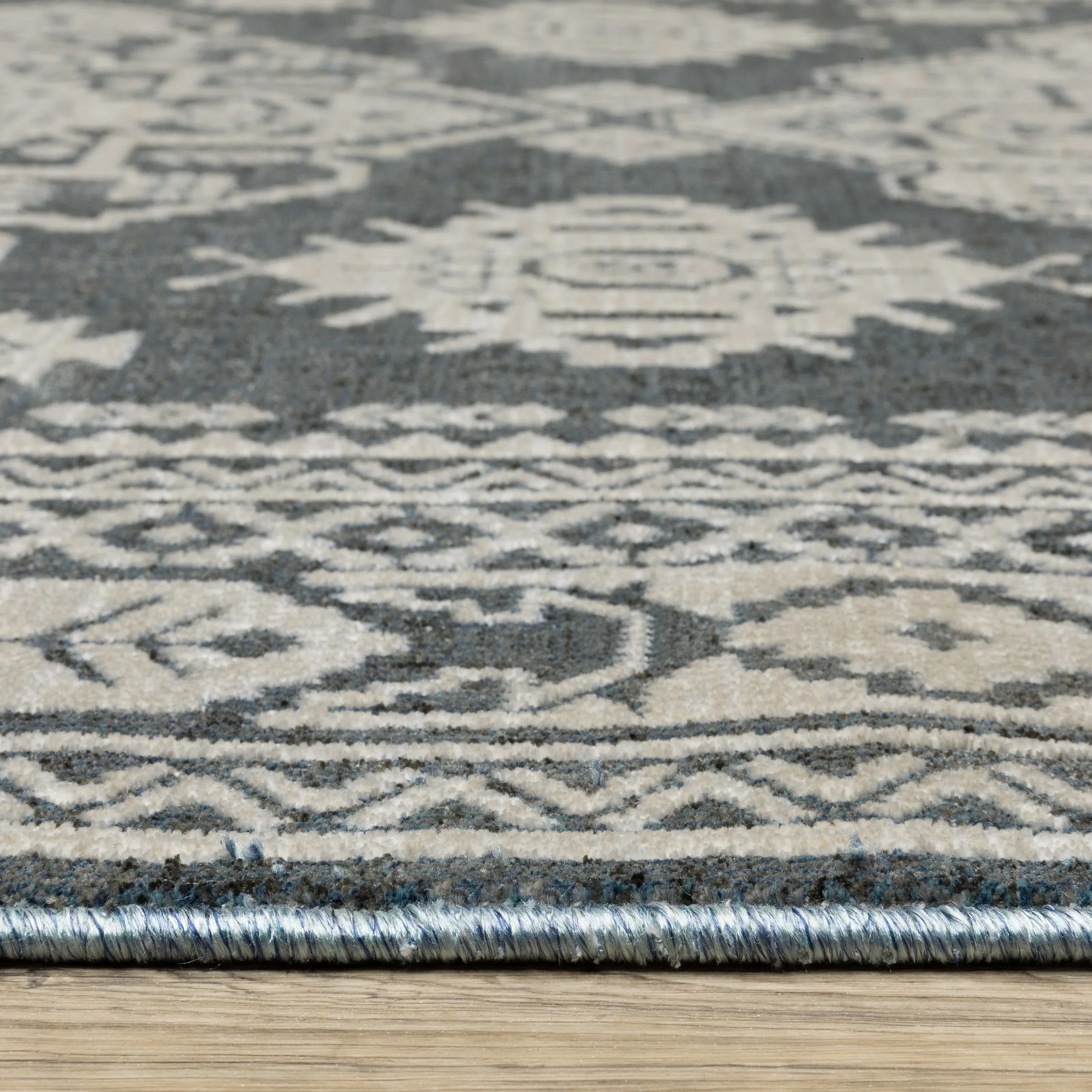 Intrigue INT0605 - Image 5
