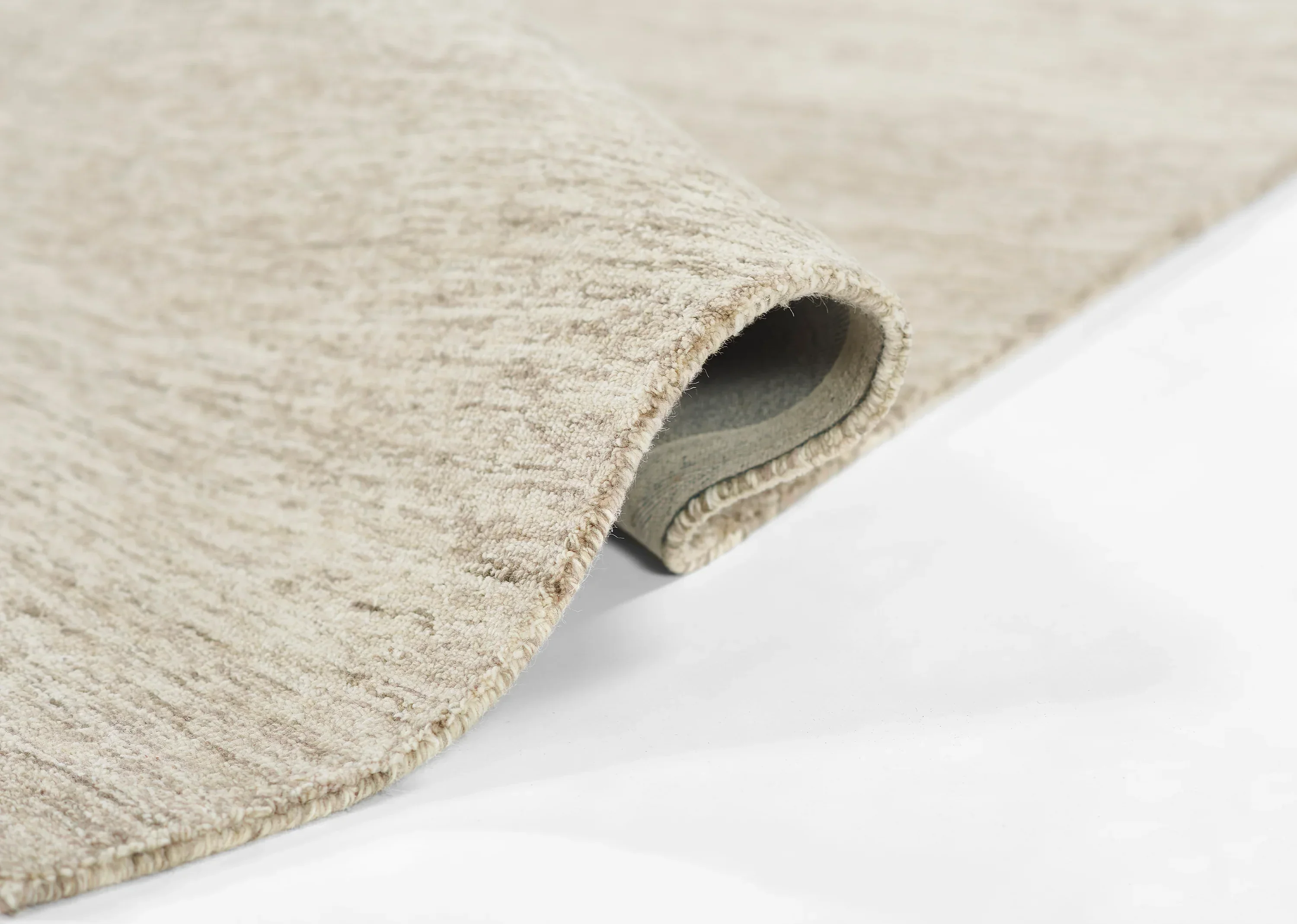 James 1 Rug - Image 44