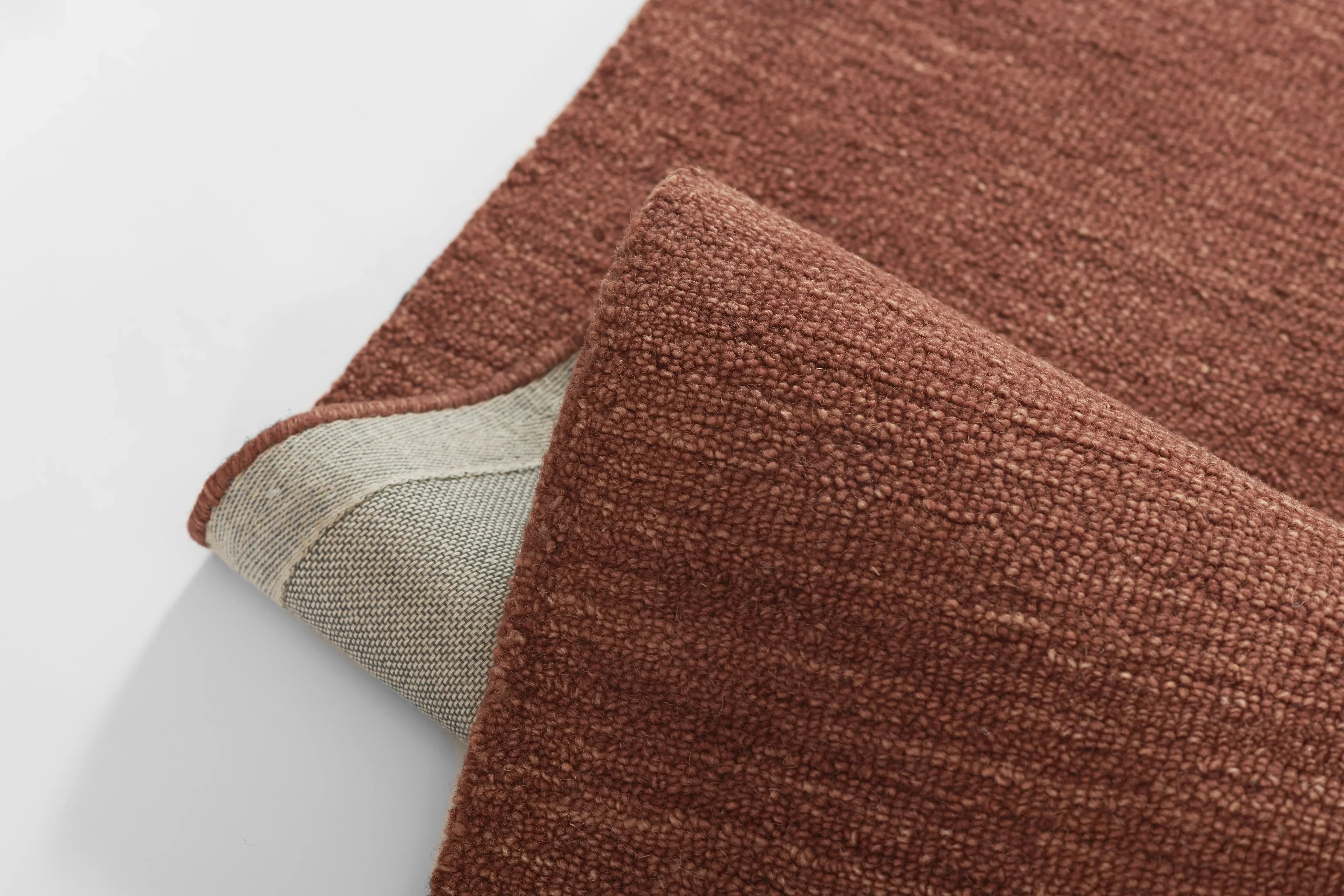 James 1 Rug - Image 58