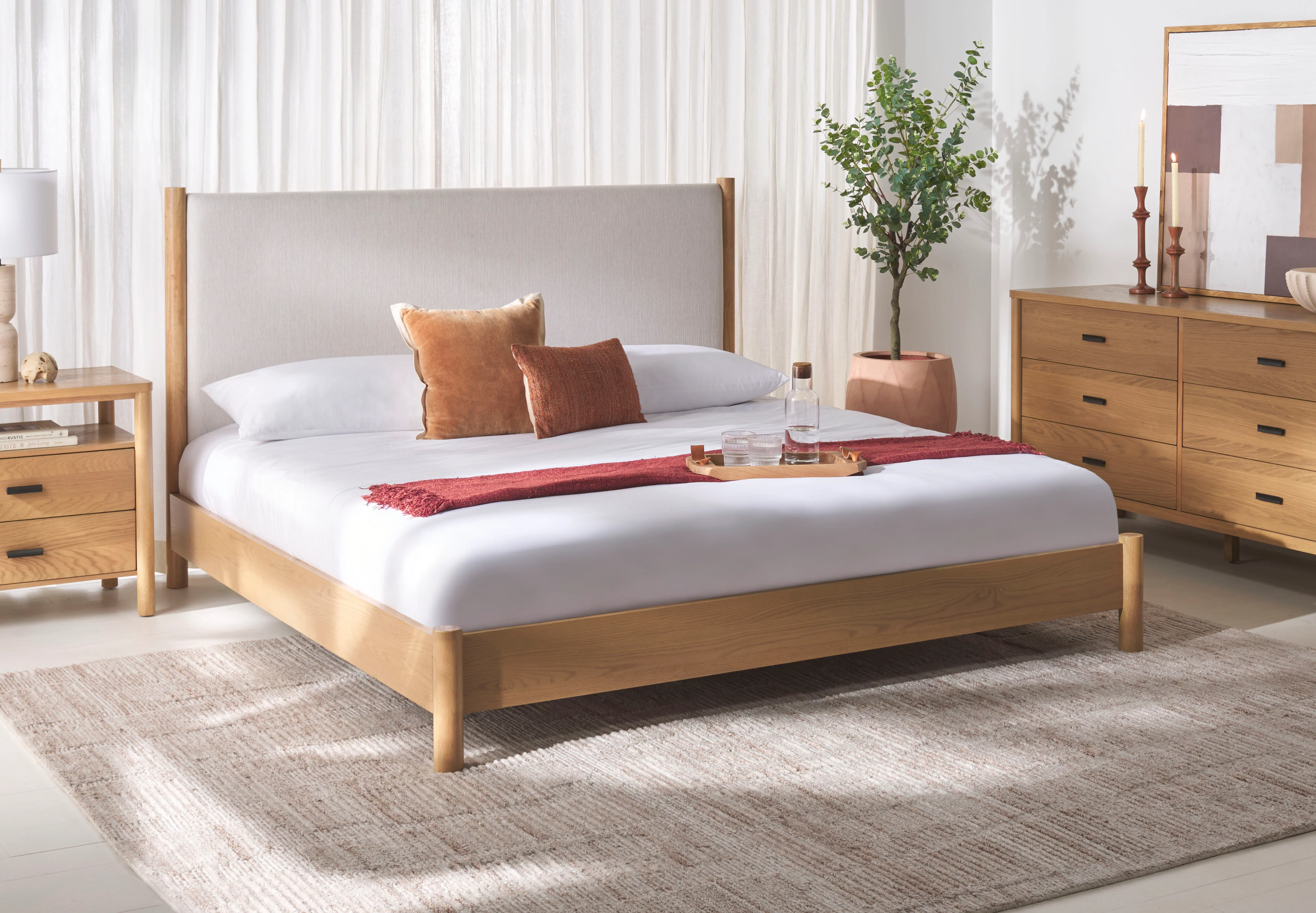 Jaylessa Queen Wood Bed - Image 2