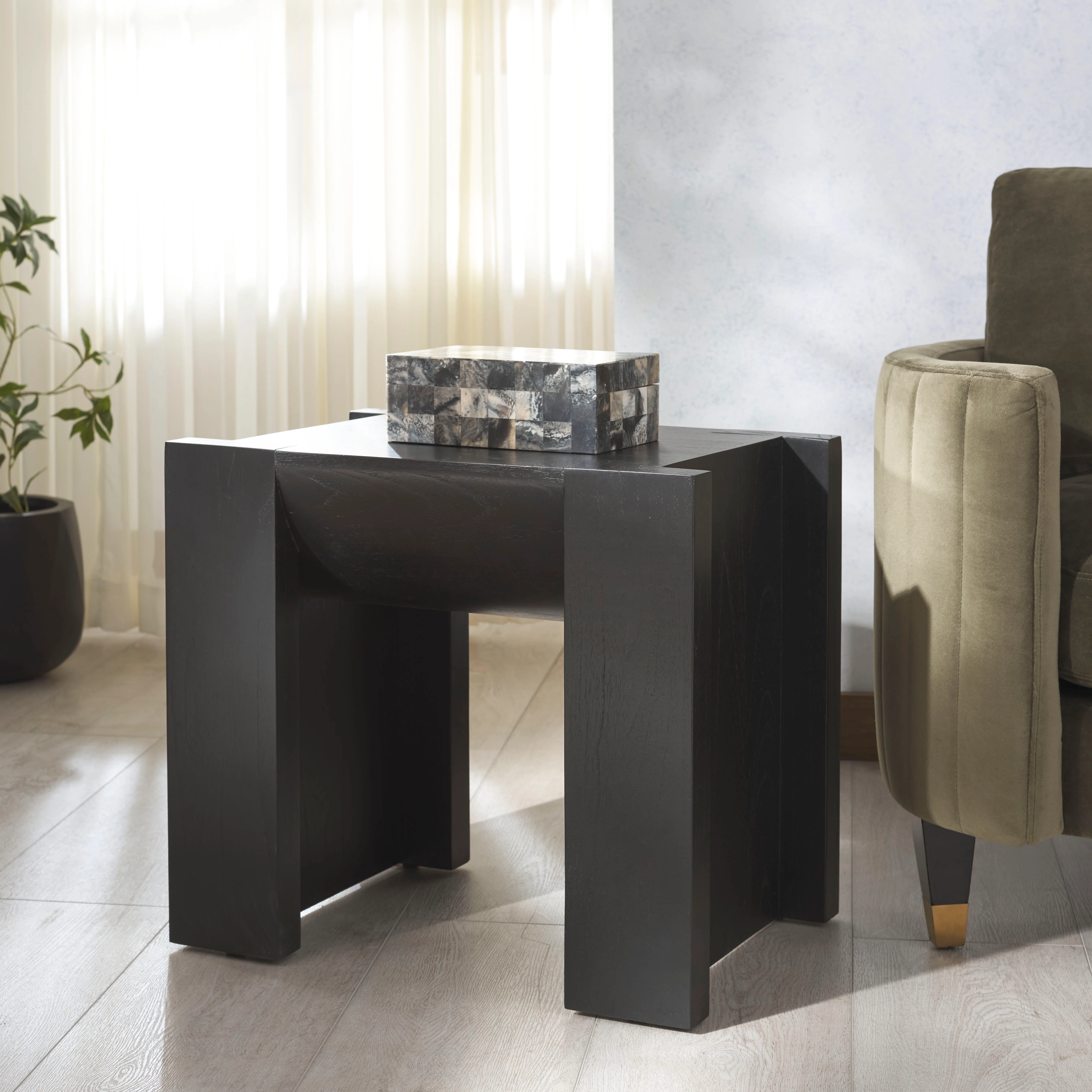 Jessandria Wood Accent Table - Image 11