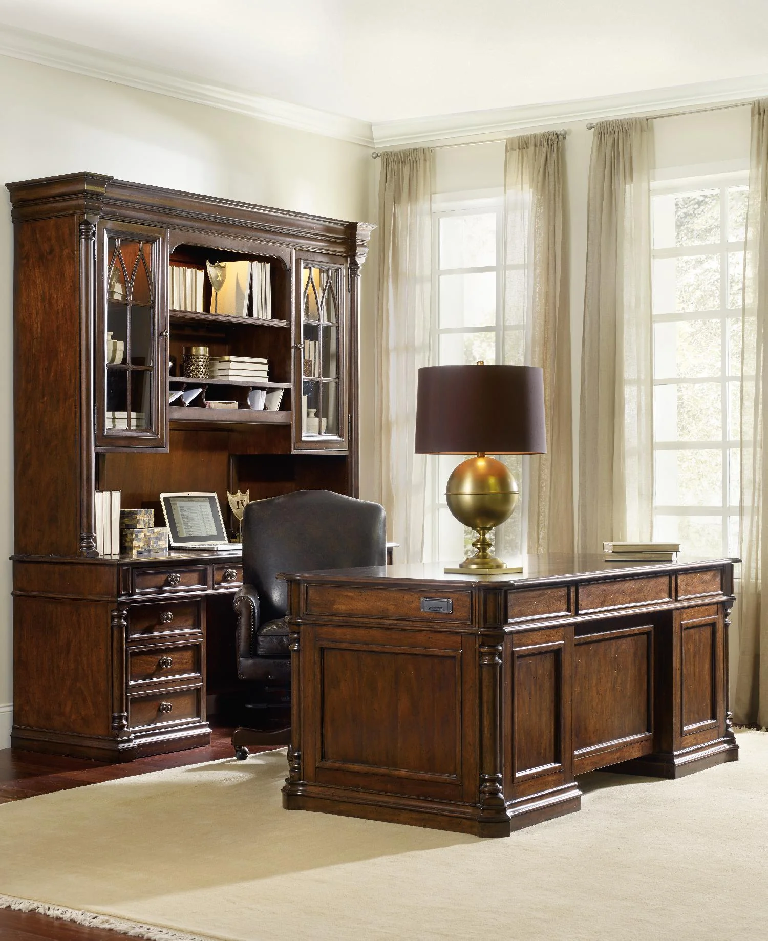 Leesburg Executive Desk - Image 4