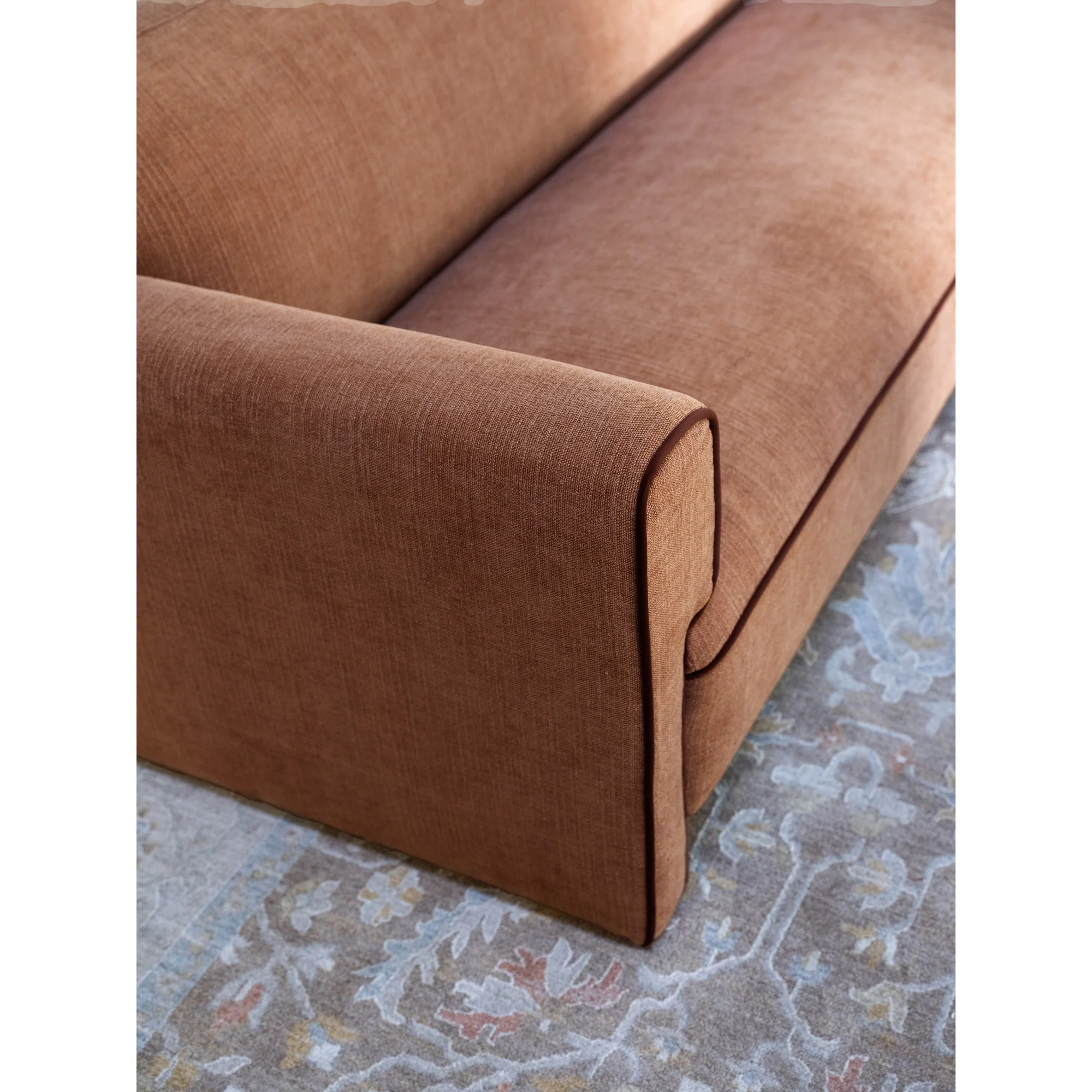 Leo Sofa - Image 14