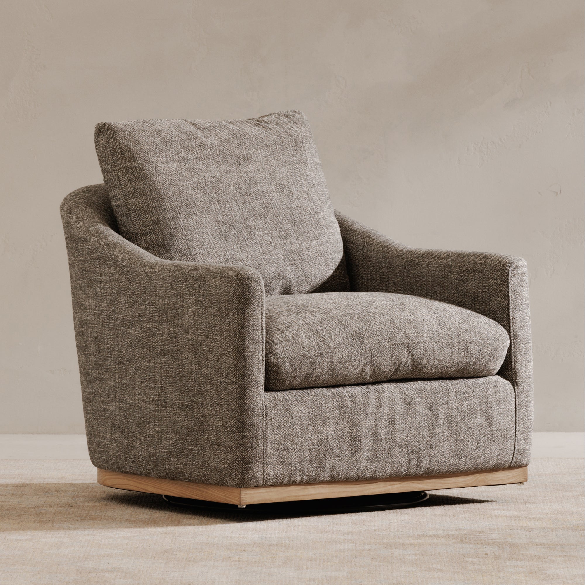 Linden Swivel Chair - Image 2