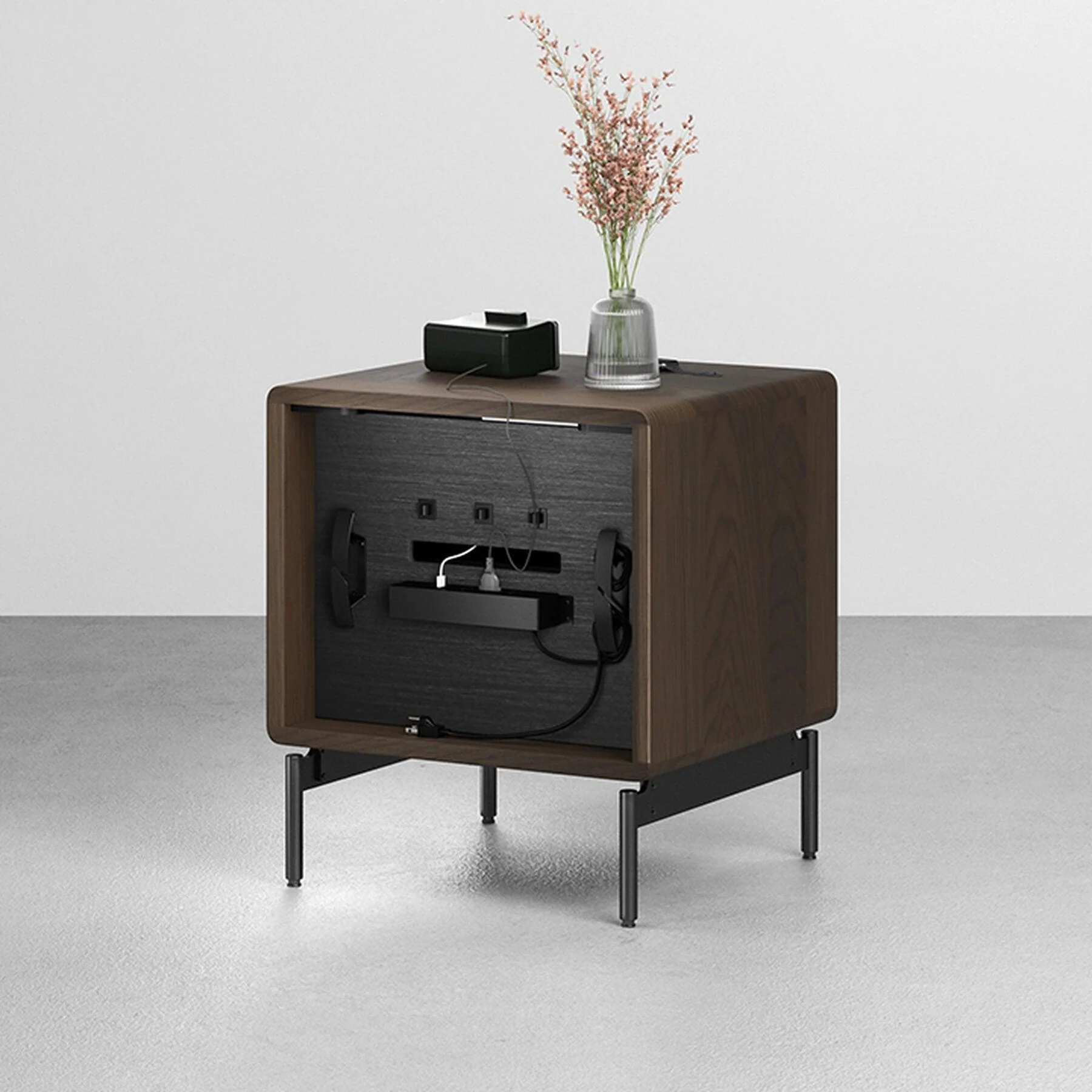 LINQ Side Table 22” - Image 9