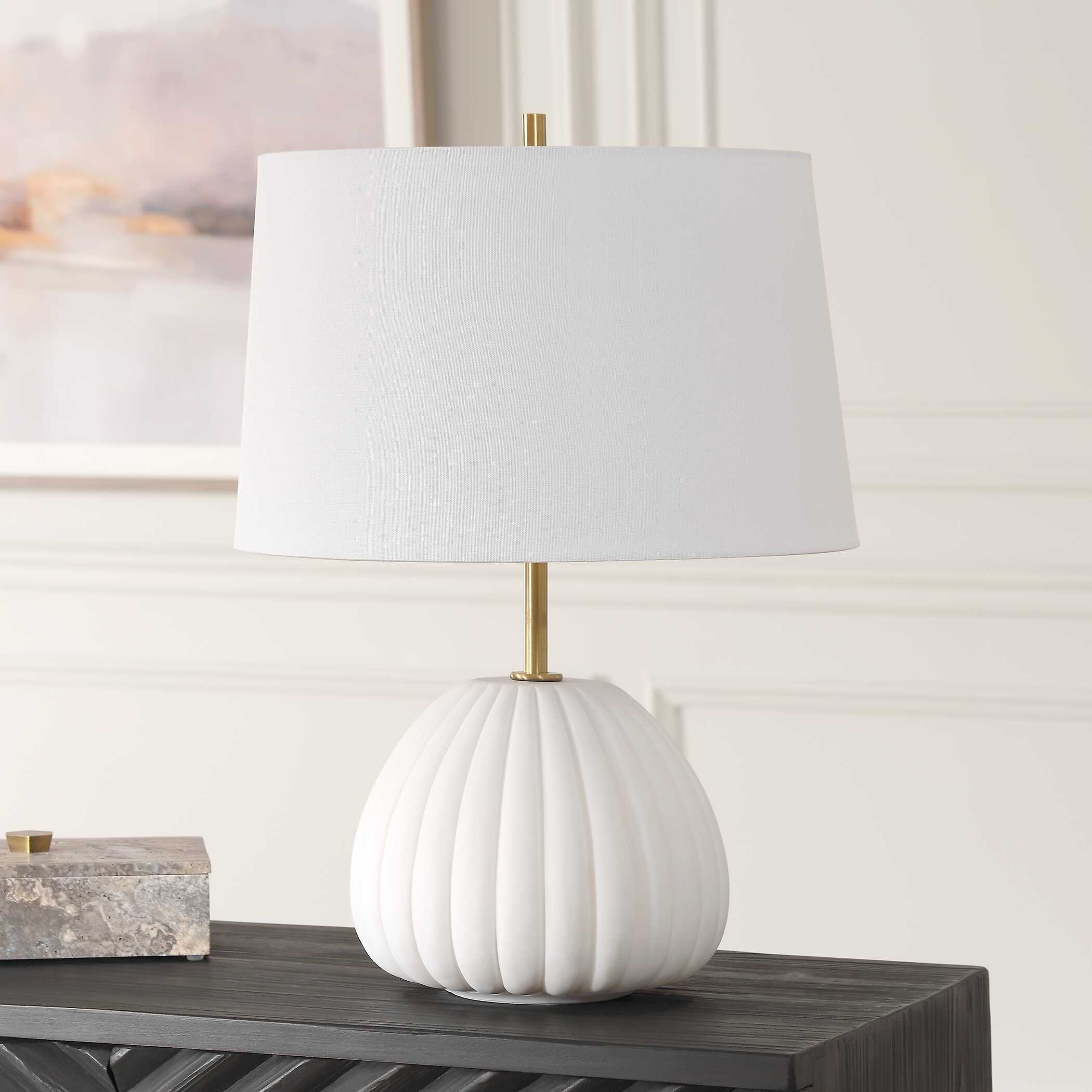 Lynna Ivory Table Lamp - Image 3
