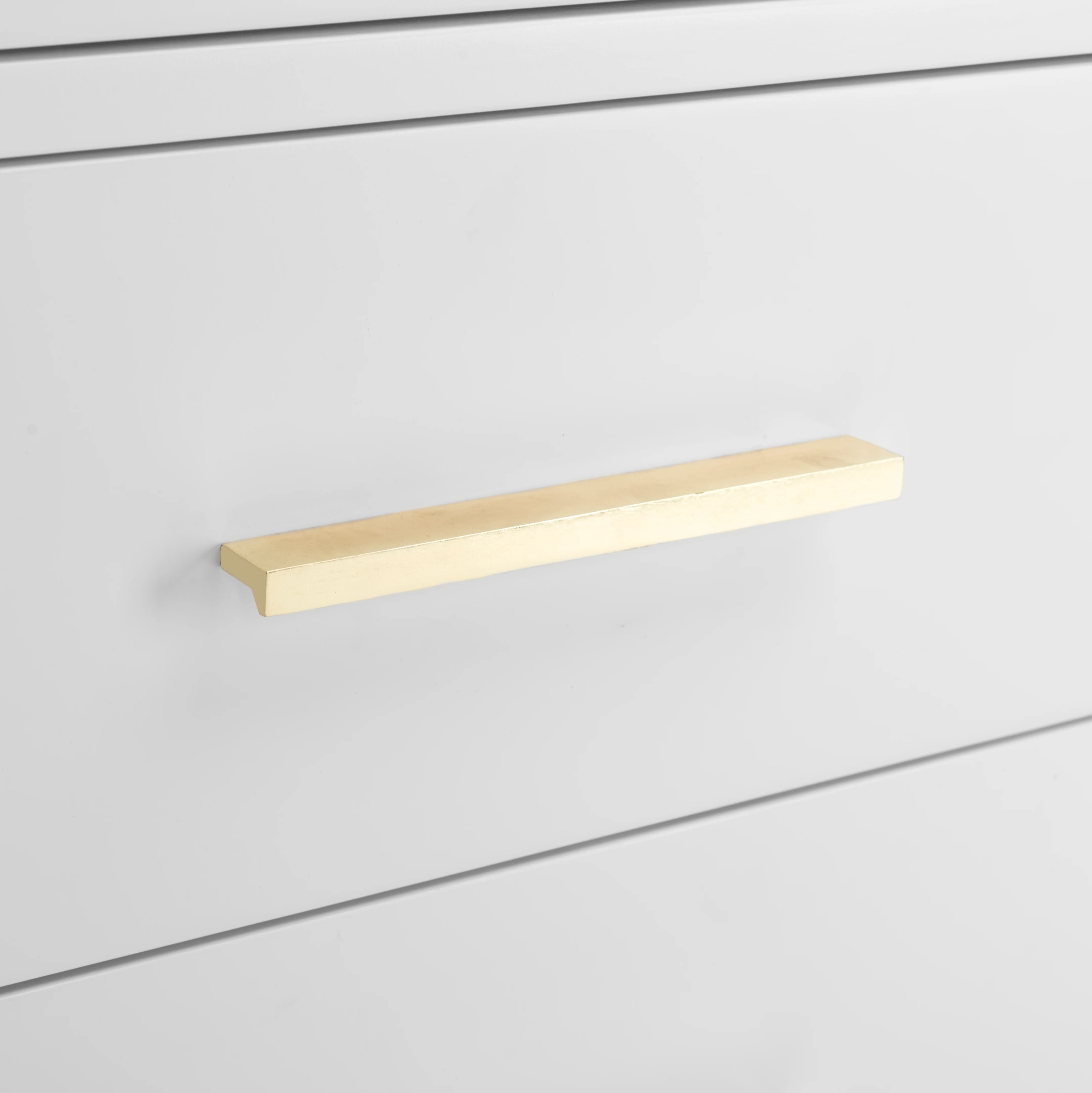 Madden Retro Dresser - Image 10