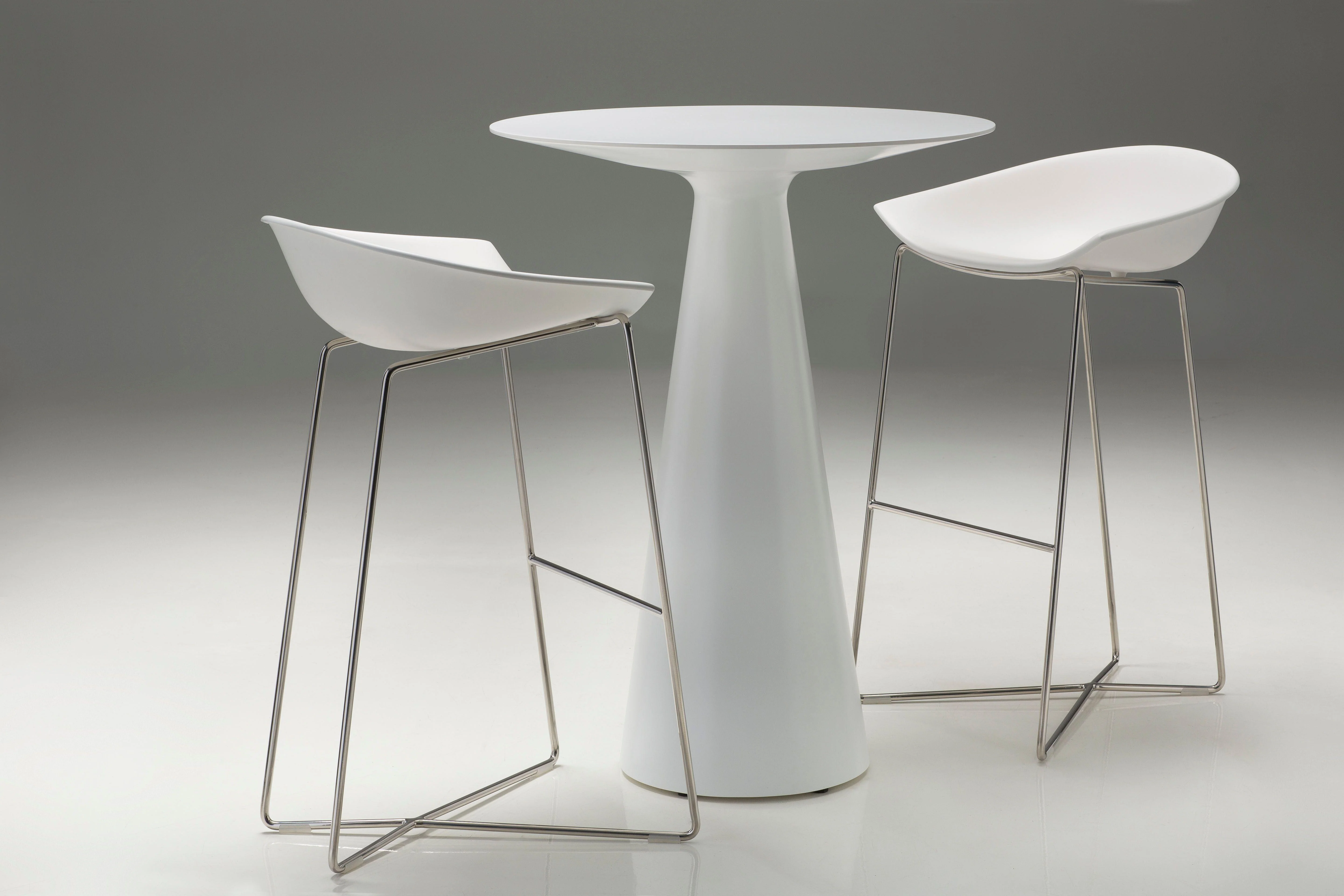 Maldives Bar Table - Image 2