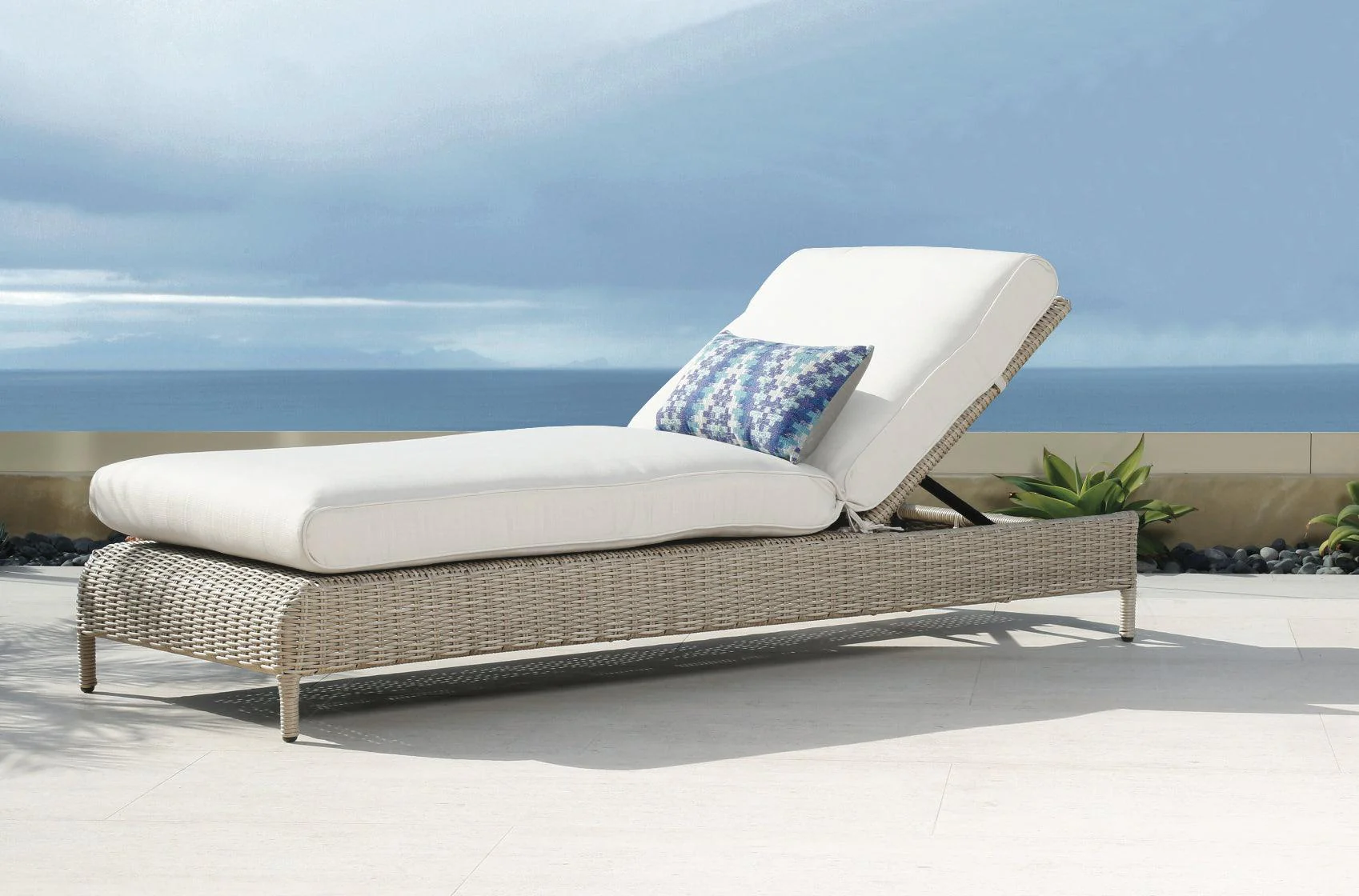 Manhattan Adjustable Chaise in Linen Canvas w/ Self Welt - Image 2