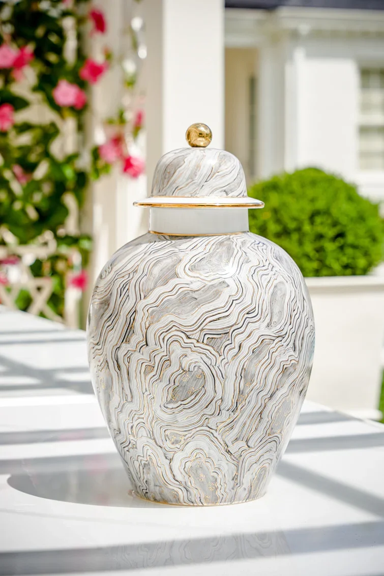 Marbled Gray Urn - Image 3