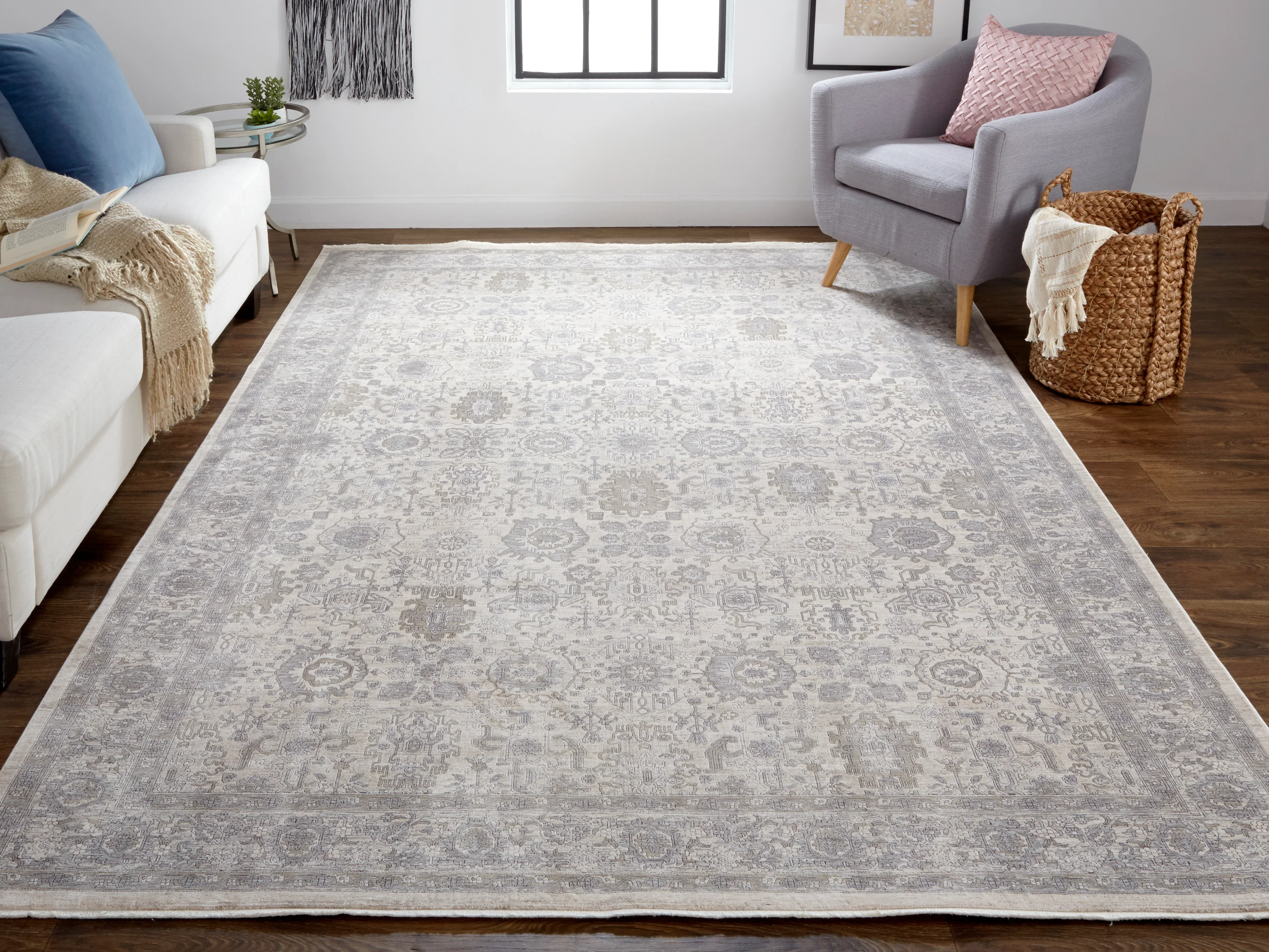 Marquette Transitional Oriental - Image 2
