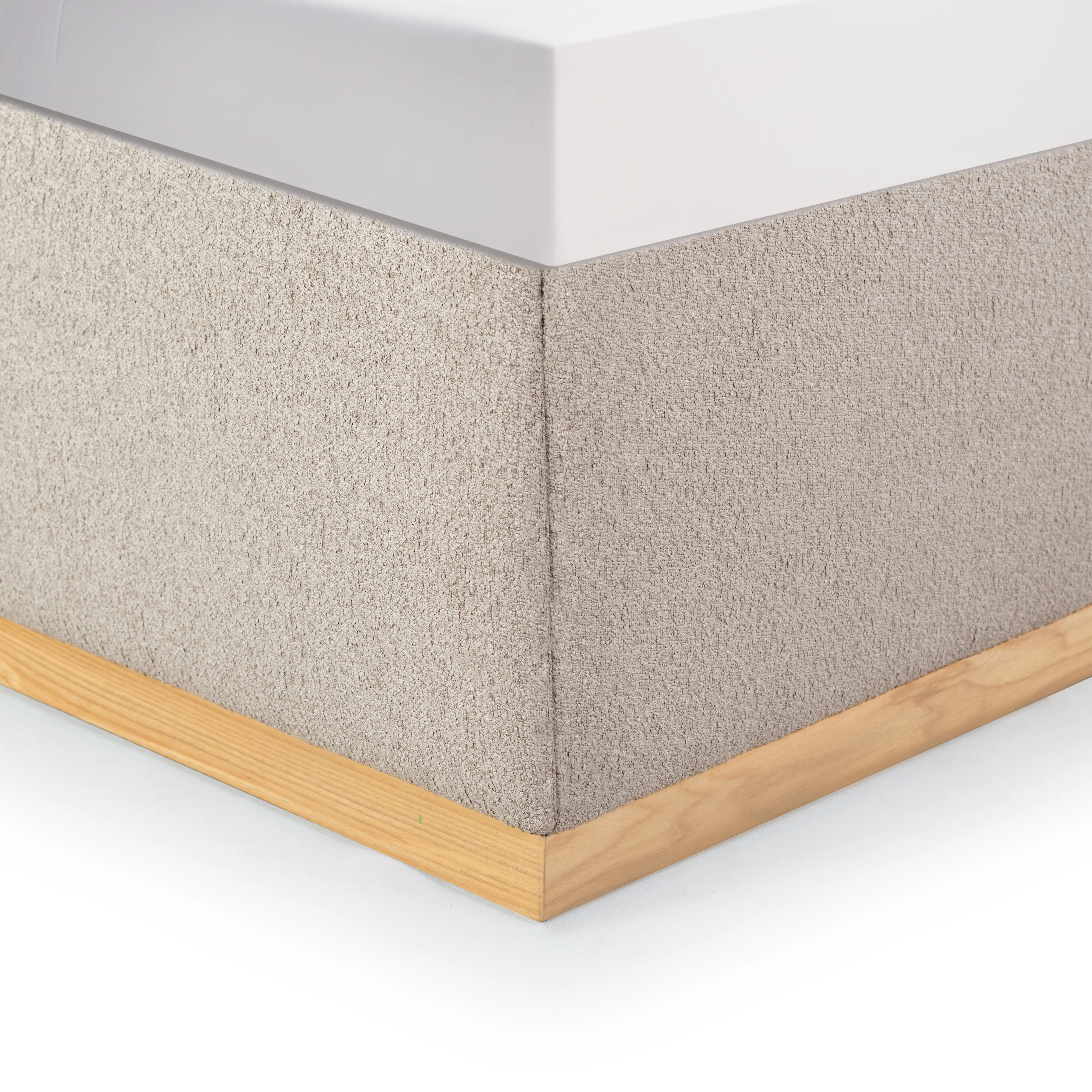 Martynia Boucle King Bed - Image 3